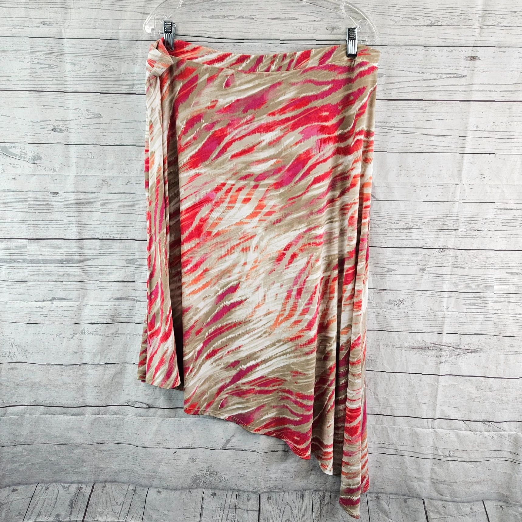 Vintage Chicos Womens Skirt Asymmetrical Midi Pull On L Red Tan, Size L, Polyester Blend, Womens, Midi, 25.5"/35.5" Length, 18.5" Waist, Great Used Condition Size 36" / US 14 / IT 50 - 3 Thumbnail