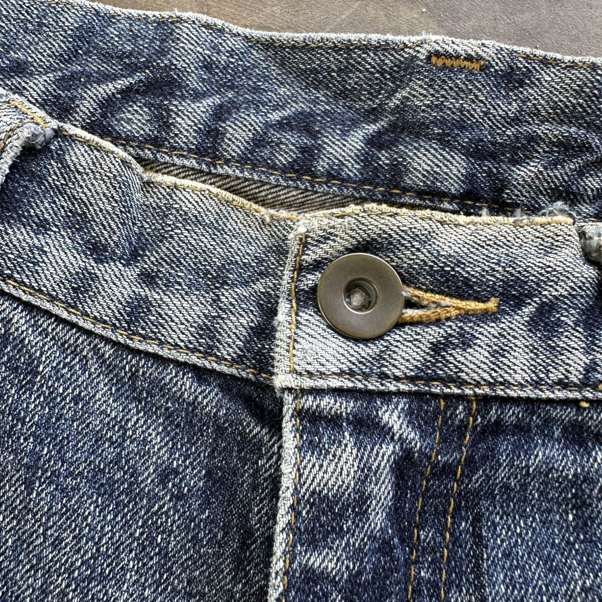 Japanese Brand Vintage Japanese Distressed Faded Denim Jean Pant W31 Size US 31 - 4 Thumbnail