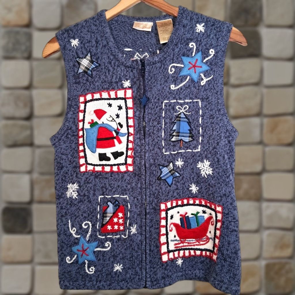 Vintage VINTAGE Bobbie Brooks Christmas Sweater Vest Womens S Sleeveless V-Neck Santa Sleigh Snow Embroidered Readable Pattern Cotton Ramie Blue Size S / US 4 / IT 40 - 1 Thumbnail