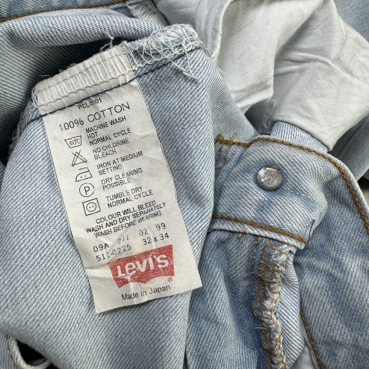 Levi's × Vintage 💥Vintage 90s Levis 511 Ripped Light Blue Denim Pant Size US 31 - 13 Thumbnail