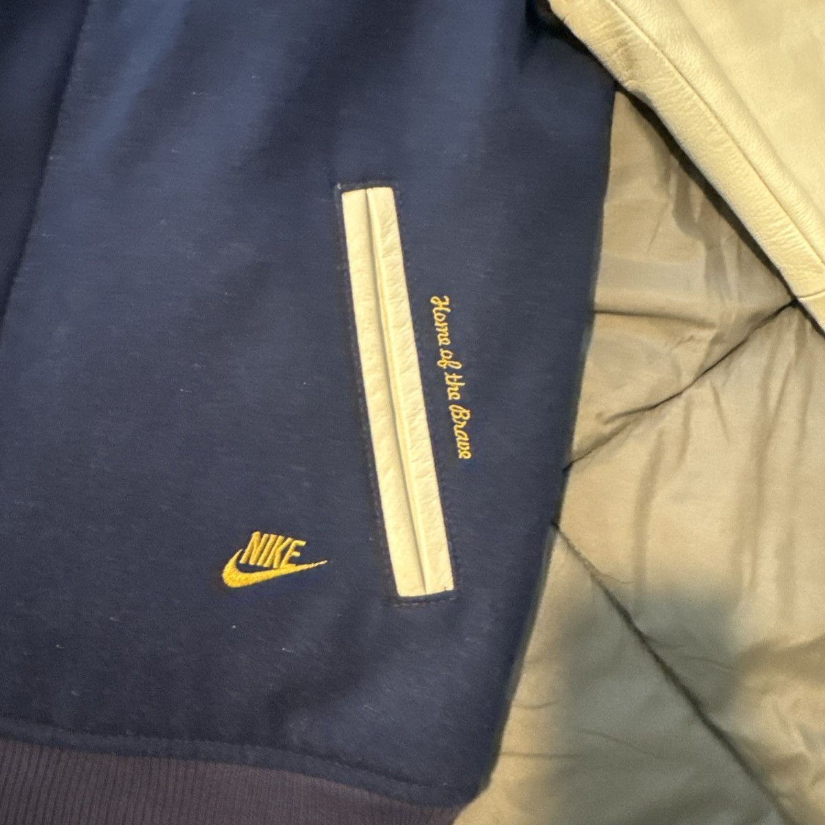 Nike Rare Nike Destroyer Varsity Jacket 1992 Dream Team Sample Size US L / EU 52-54 / 3 - 7 Thumbnail