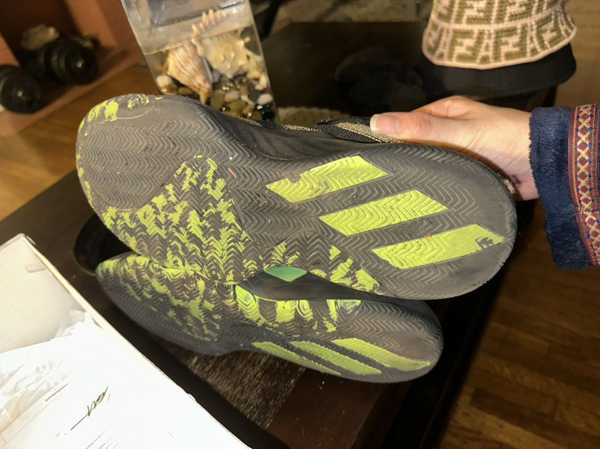 Adidas Adidas D.O.N. Issue 1 x Marvel Stealth Spider-Man Size US 9 / EU 42 - 4 Thumbnail