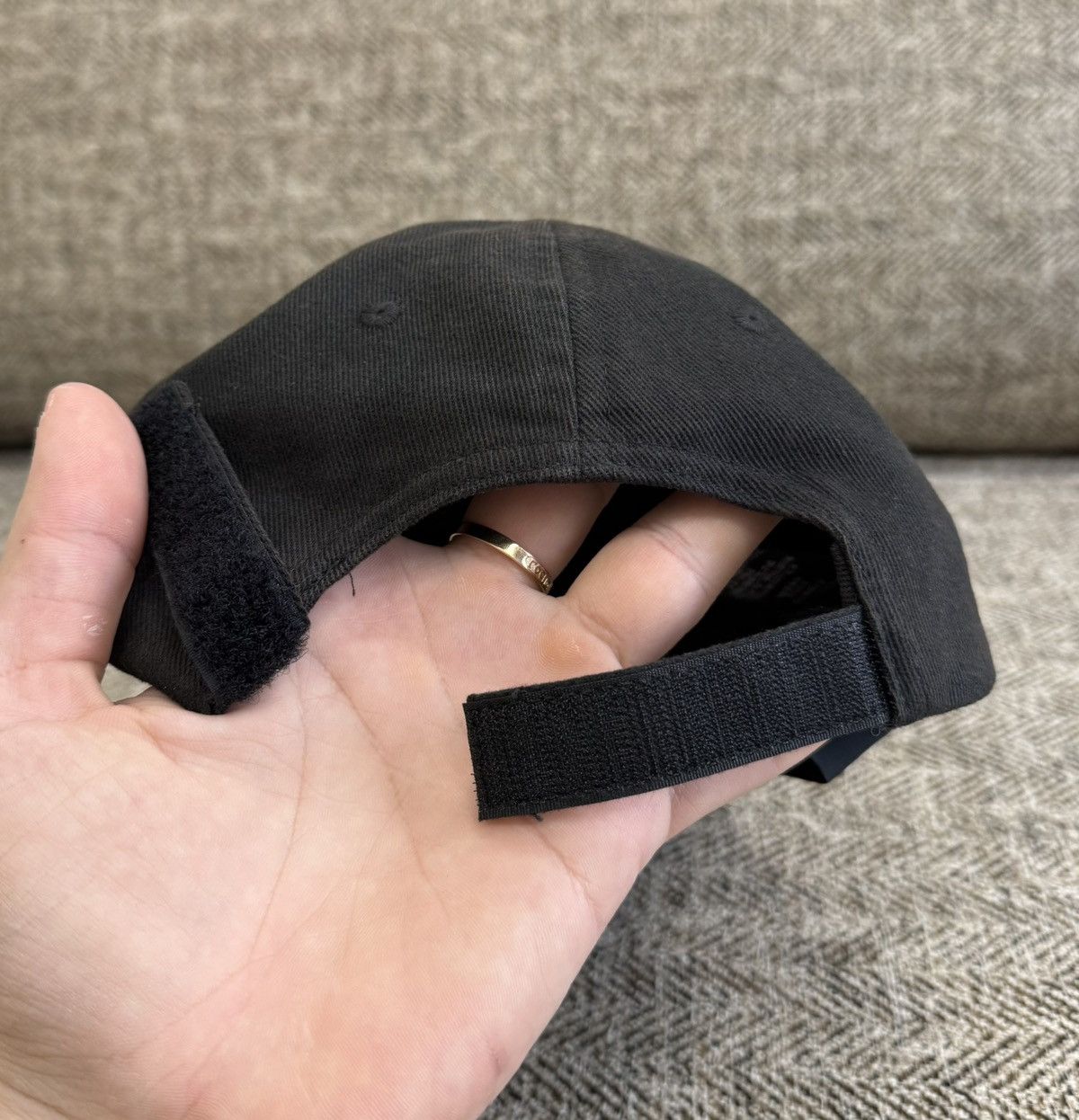 Balenciaga Balenciaga Mastercard Logo Baseball Cap Black Hat Size ONE SIZE - 10 Thumbnail