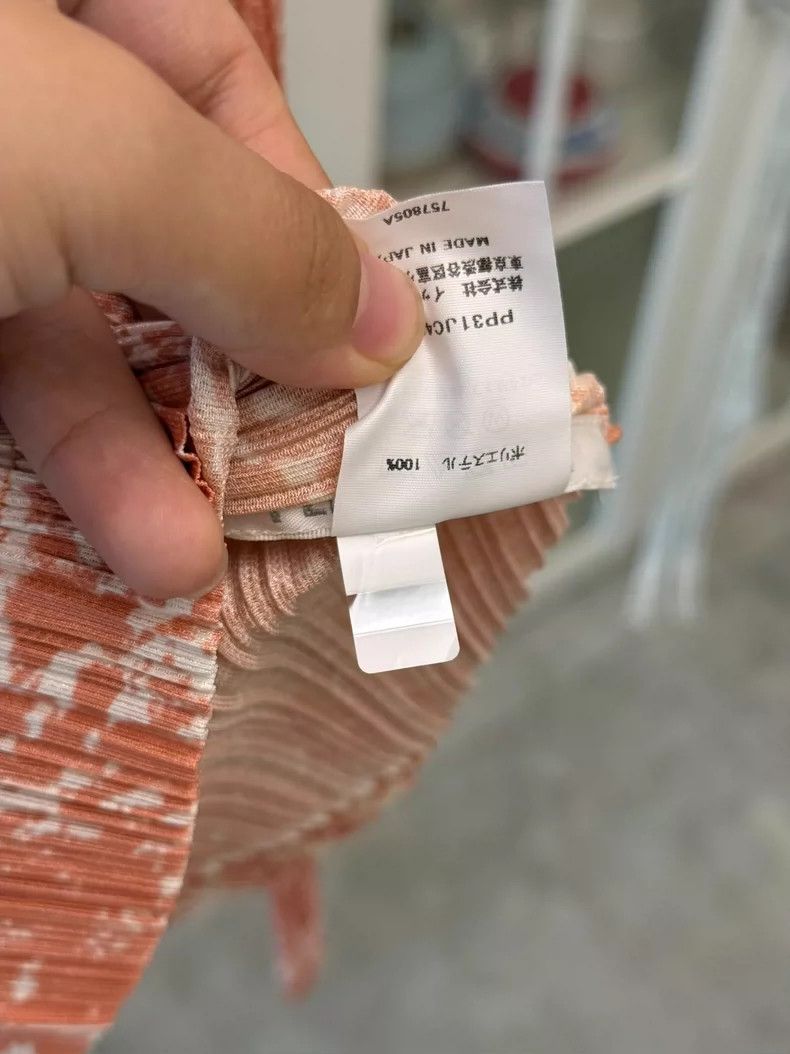 Issey Miyake Issey Miyake size:3 Pink pork belly pleated top Size XS / US 0-2 / IT 36-38 - 4 Thumbnail