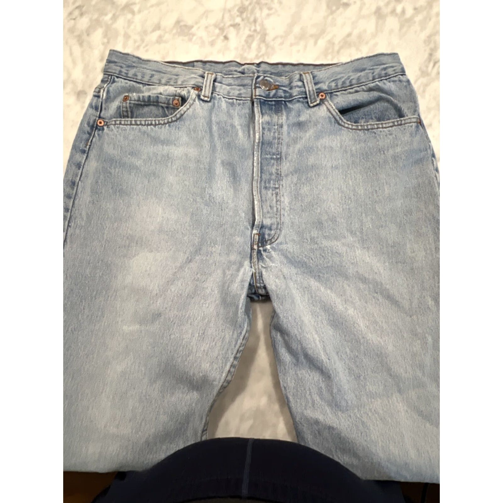 Levi's VINTAGE Levi's 501 Jeans Button Fly Light Faded 34x33 Levi'S 501 Series Men Denim Blue 90s USA Size US 34 / EU 50 - 5 Thumbnail
