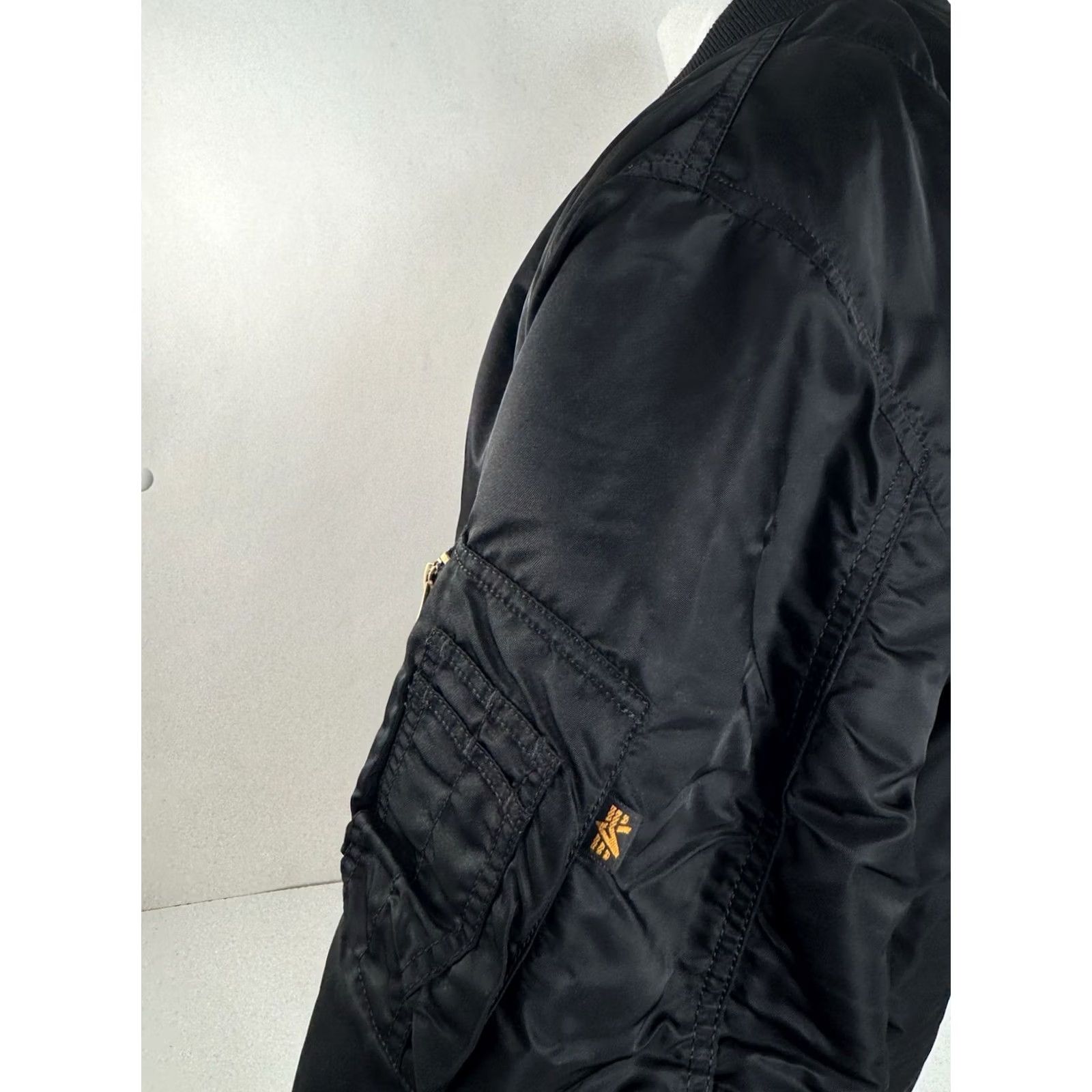 Alpha Industries ALPHA INDUSTRIES MA-1 Bomber Jacket L Black Mens Nylon - EXCELLENT Size US L / EU 52-54 / 3 - 4 Thumbnail