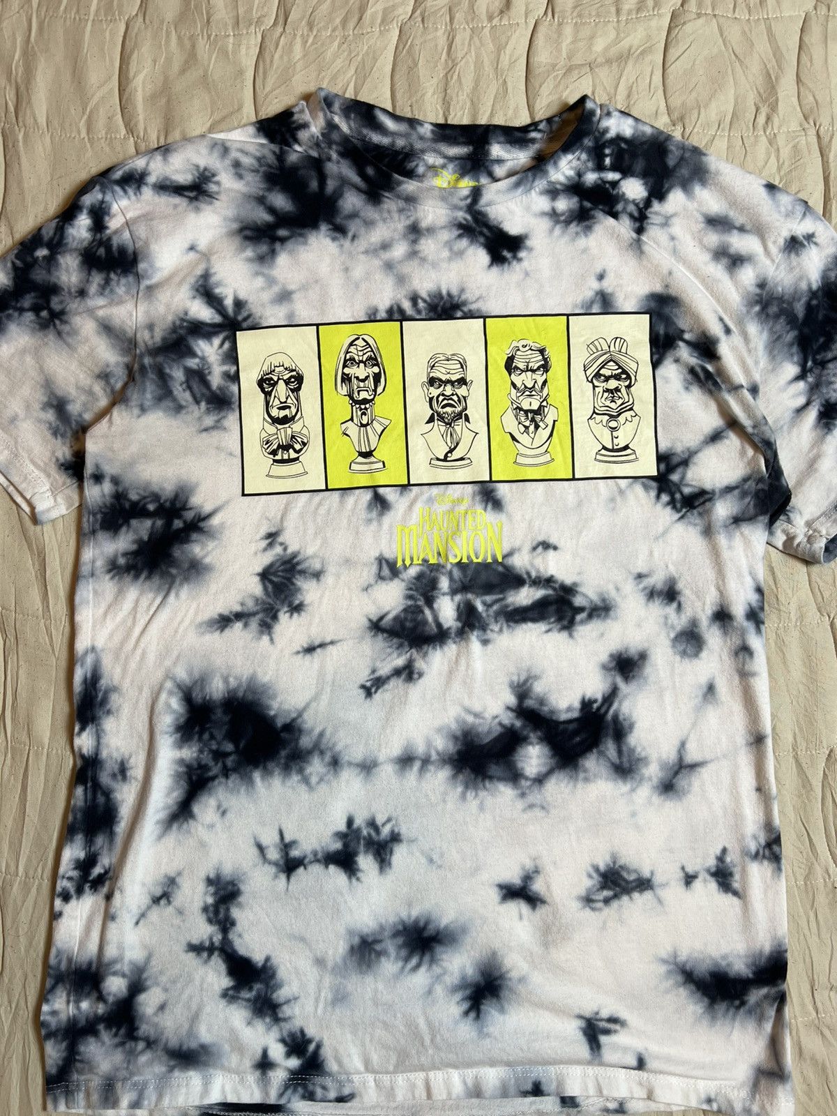 Disney Disney World Haunted Mansion T- Shirt Dread Family Busts Tie Size US S / EU 44-46 / 1 - 2 Thumbnail