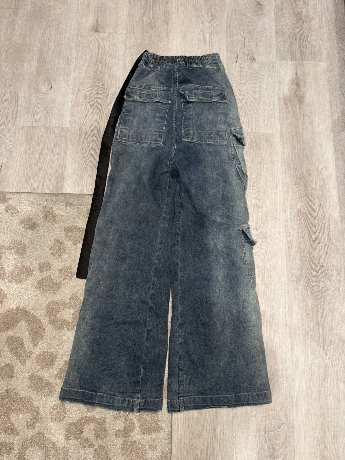 Rick Owens f/w 2022 mineral pearl degrade cargo bela!! Size US 28 / EU 44 - 5 Thumbnail