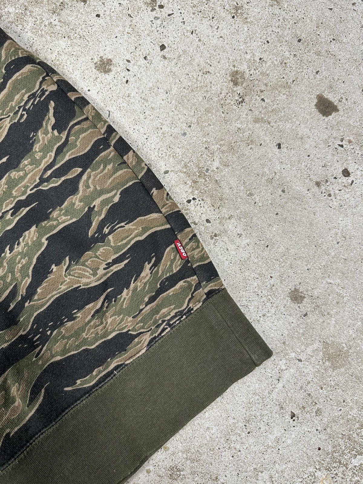 Obey × Vintage Obey Camo Realtree Varsity Style Sweatshirt Button Up Size US L / EU 52-54 / 3 - 15 Thumbnail