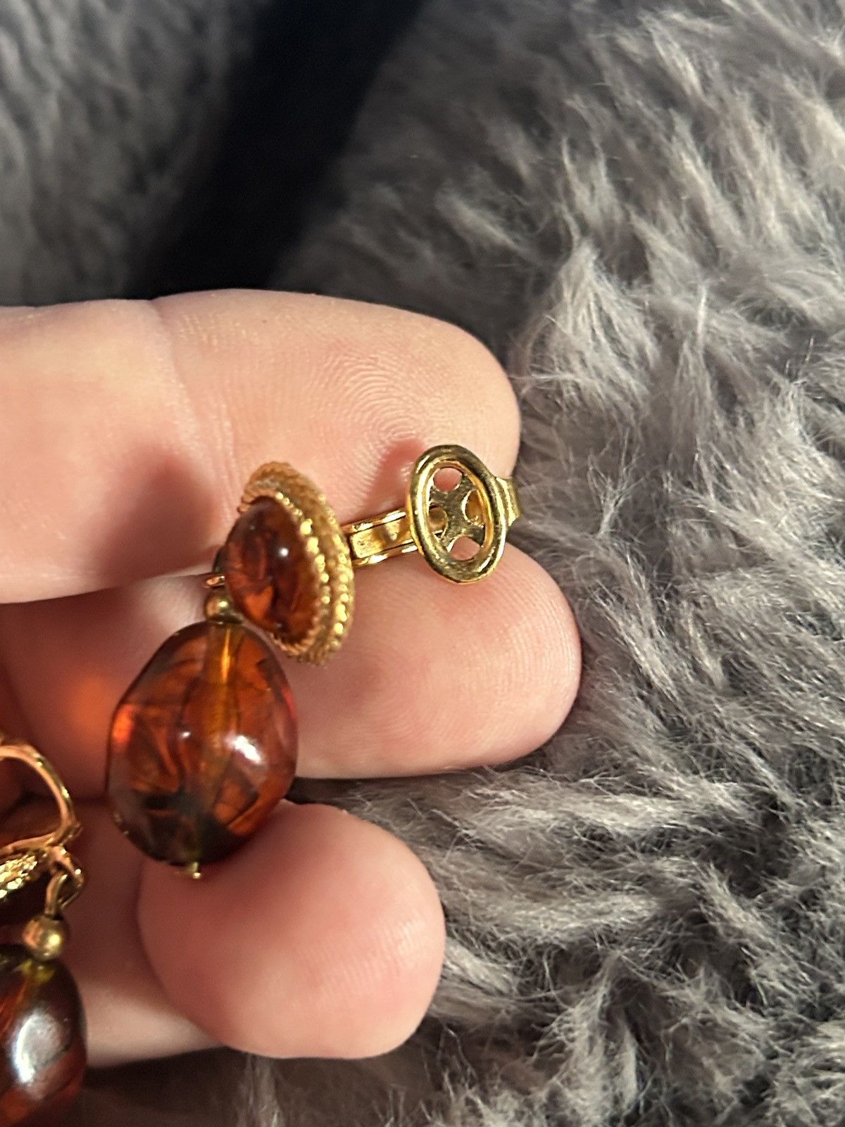 Vintage Vintage Crown Trifari mid century amber lucite earrings Size ONE SIZE - 8 Thumbnail