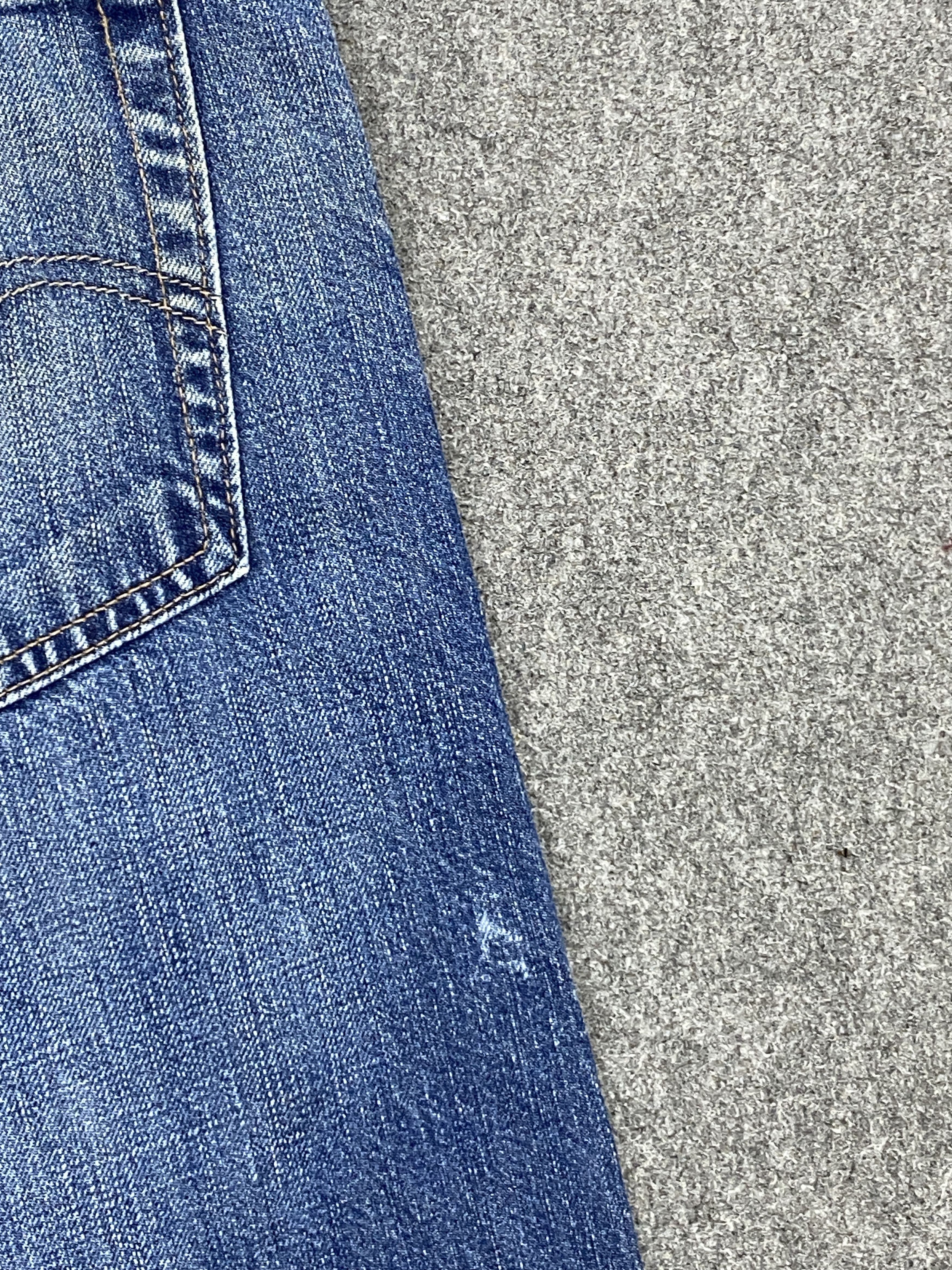 Levi's Faded Blue Vintage Levis 569 Jeans DP2623 Size US 33 - 19 Thumbnail