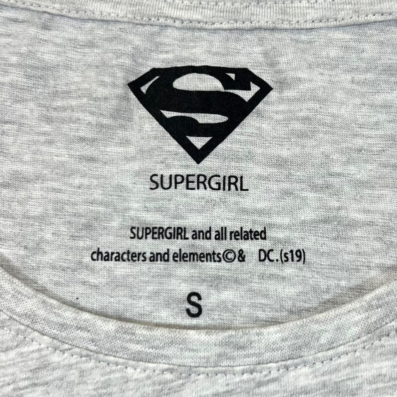 DC Comics DC Comics SUPERGIRL Graphic Wide Neck T-Shirt Womens Small Grey Short Sleeve Graphic logo spellout print 90s style Womens Size S / US 4 / IT 40 - 3 Thumbnail