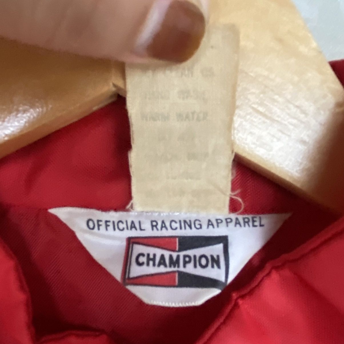 Other Vintage Champion Windbreaker Jacket With Black Accents SizeL Size US L / EU 52-54 / 3 - 5 Thumbnail