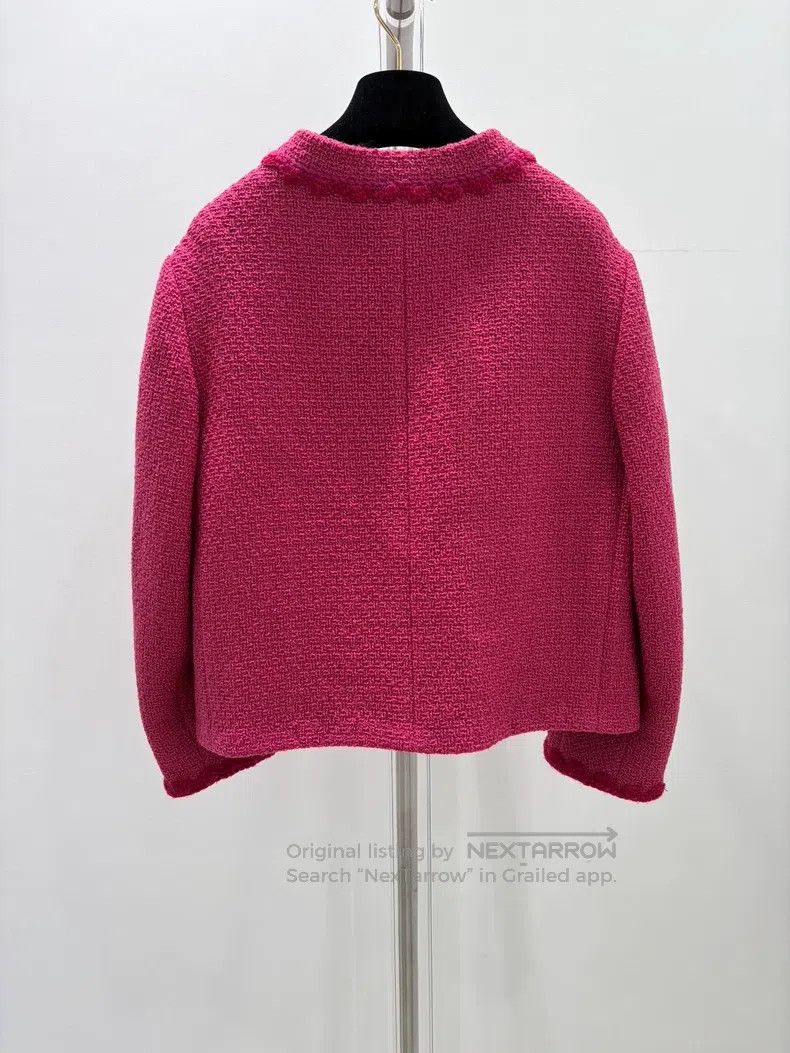 Chanel Chanel High-end handicraft workshop rose red short stand-u Size M / US 6-8 / IT 42-44 - 2 Thumbnail