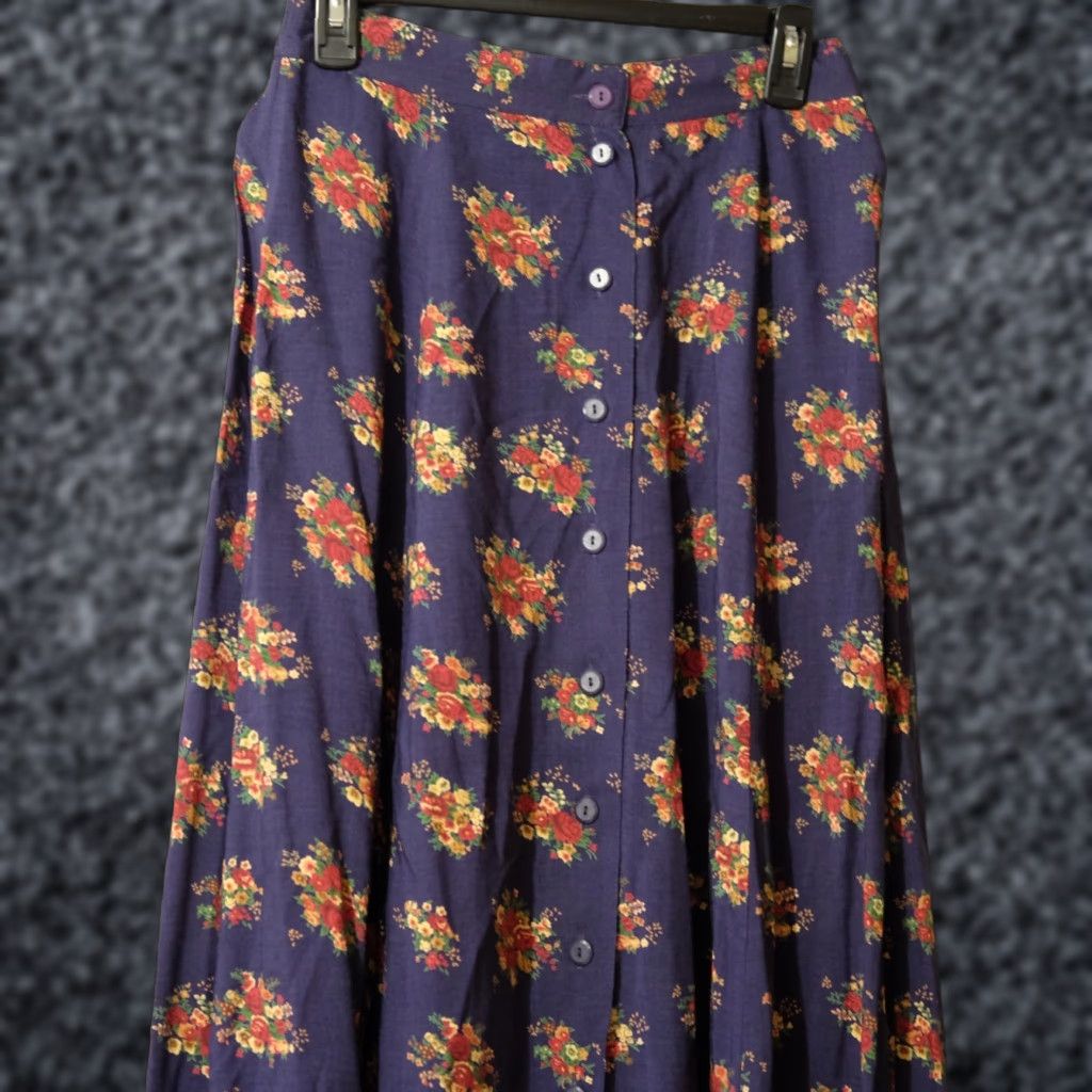Vintage Nwot! Sag Harbor 100% Rayon Button Front Maxi Skirt Floral Women's M Navy 90s Sag Harbor Skirt Womens M Maxi Navy Floral Button Front 90s Size 32" / US 10 / IT 46 - 1 Thumbnail