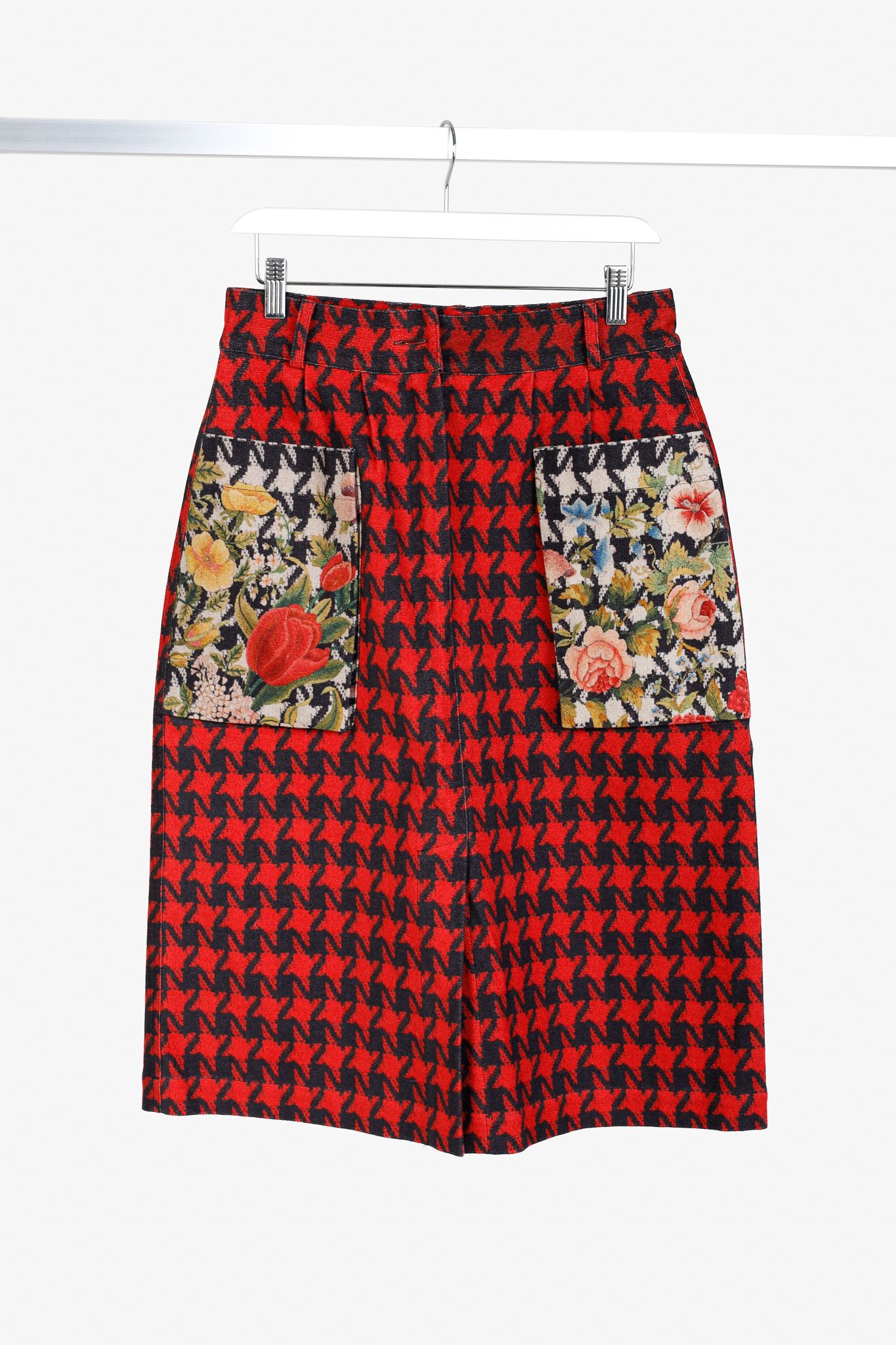 Pierre-Louis Mascia Pierre Louis Mascia Red Houndstooth & Floral Pencil Skirt Size 30" / US 8 / IT 44 - 1 Thumbnail