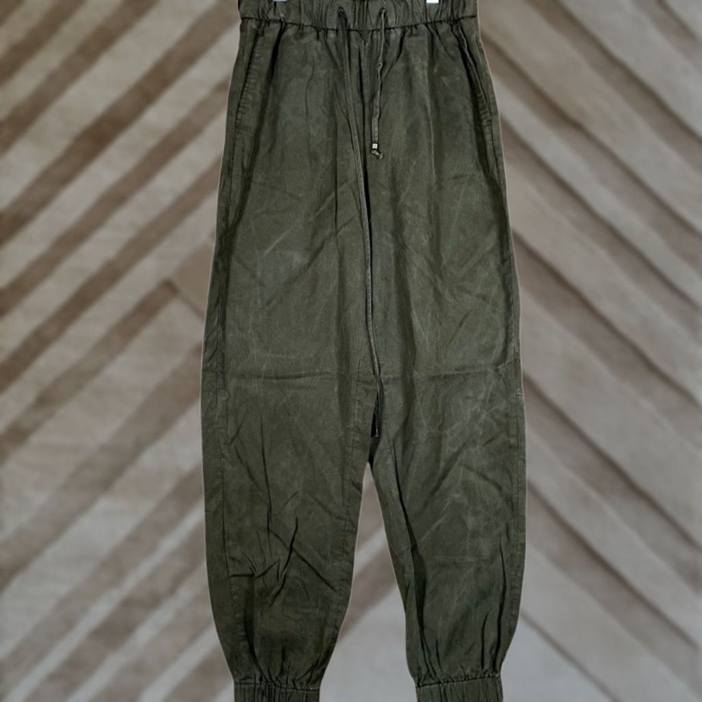 Banana Republic VINTAGE Banana Republic Womens Pants Olive Green High Rise Pull On Joggers XS (Note: If not vintage, omit "VINTAGE" as applicable) Size 26" / US 2 / IT 38 - 1 Thumbnail