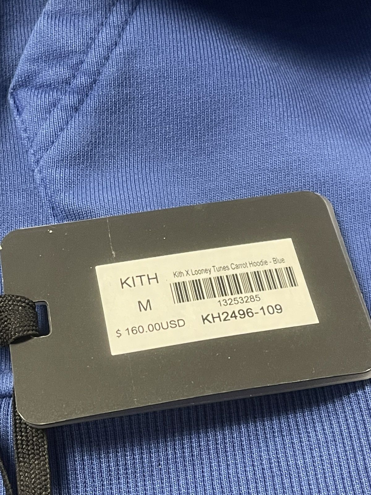 Kith Size M - Kith x Looney Tunes Bogo Brand New! Size US M / EU 48-50 / 2 - 6 Thumbnail