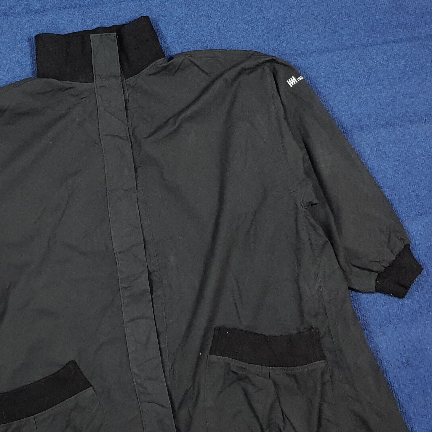 Issey Miyake Vintage Issey Miyake Japan Smock Avant Garde Coat C287N24 Size US XXL / EU 58 / 5 - 2 Thumbnail
