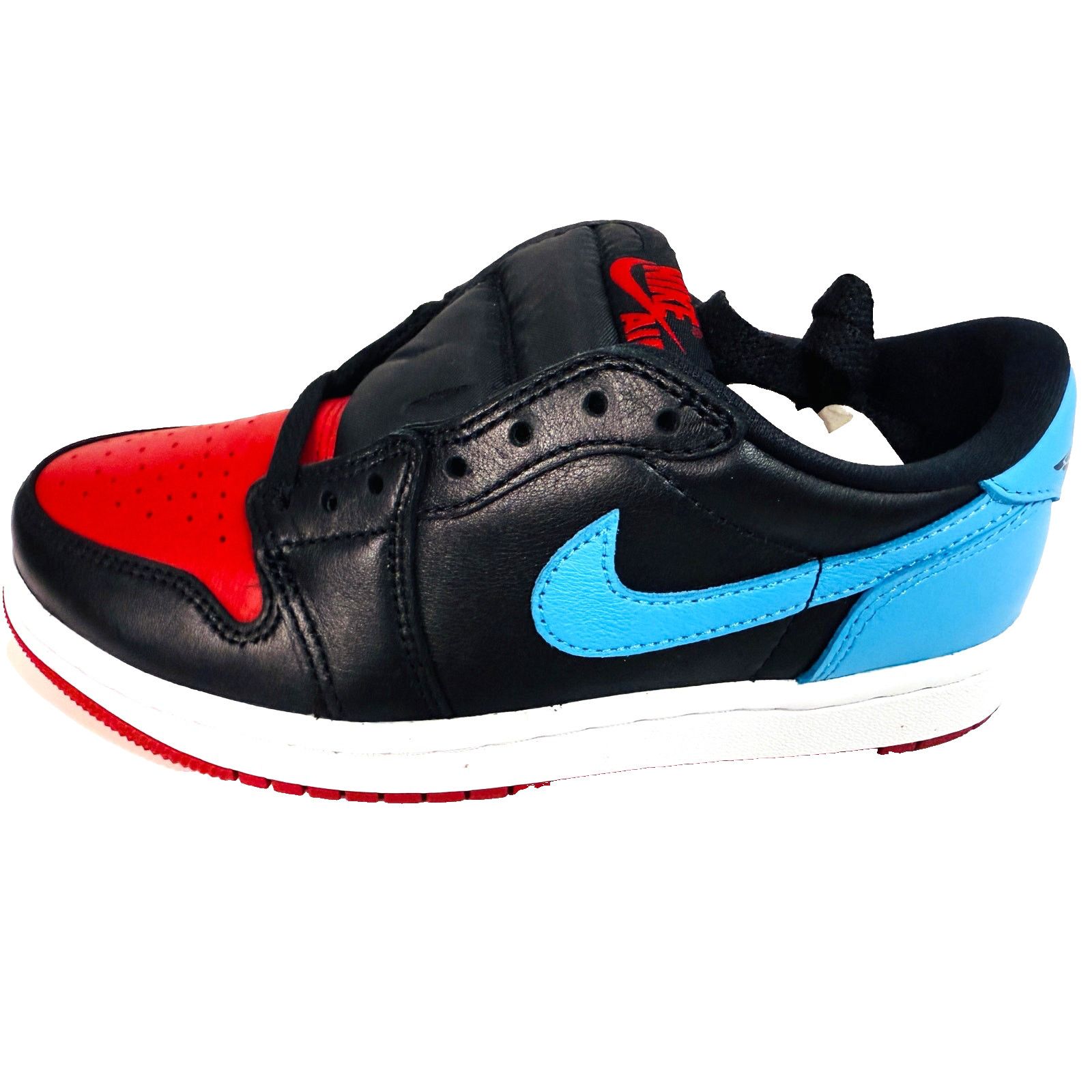Nike Nike Air Jordan 1 Low OG WMNS UNC Chicago Black Powder Blue Size US 5 / IT 35 - 6 Thumbnail