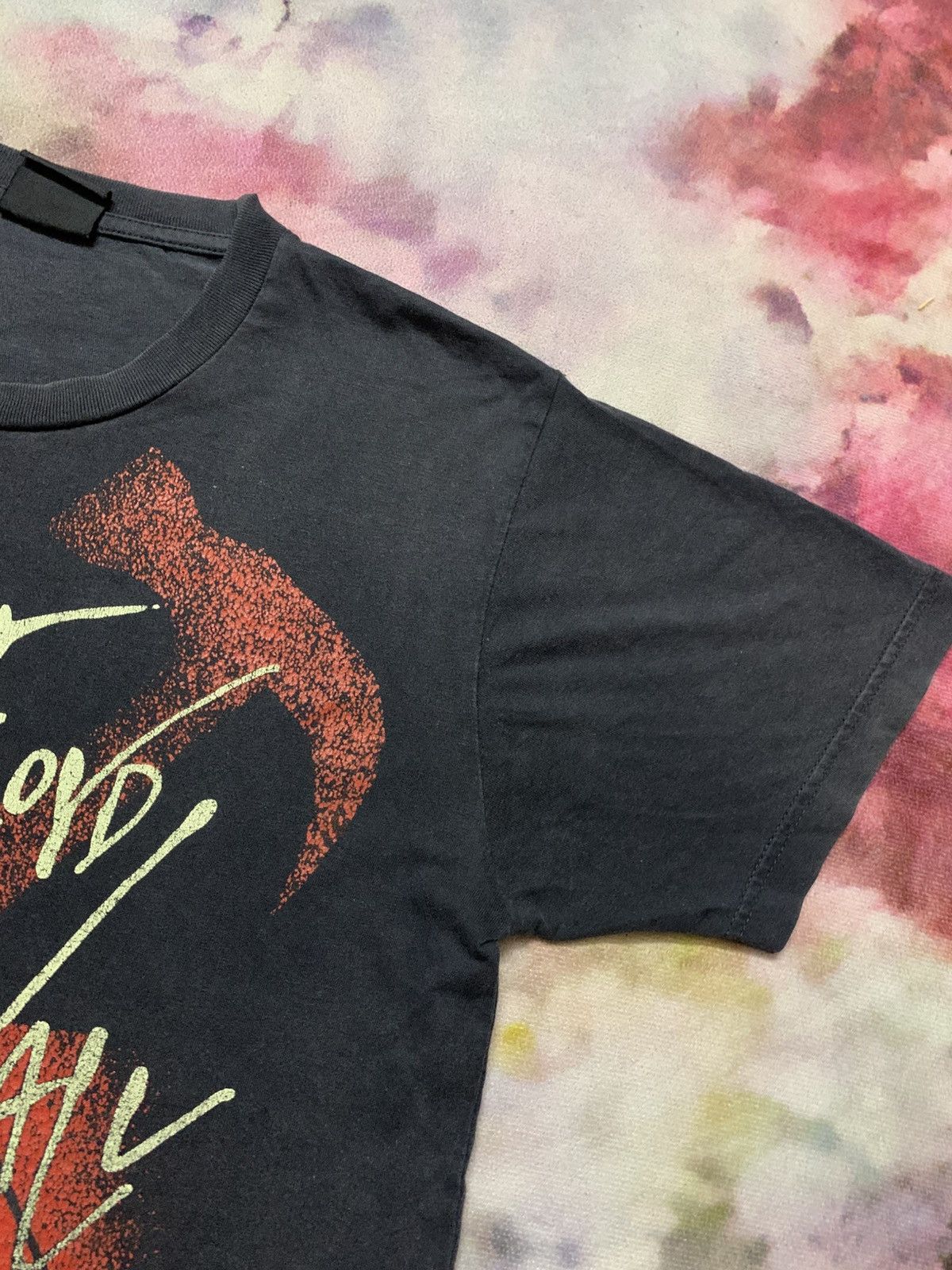 Pink Floyd Pink Flyod The Wall Hammer Vintage Bootleg Size US M / EU 48-50 / 2 - 3 Thumbnail