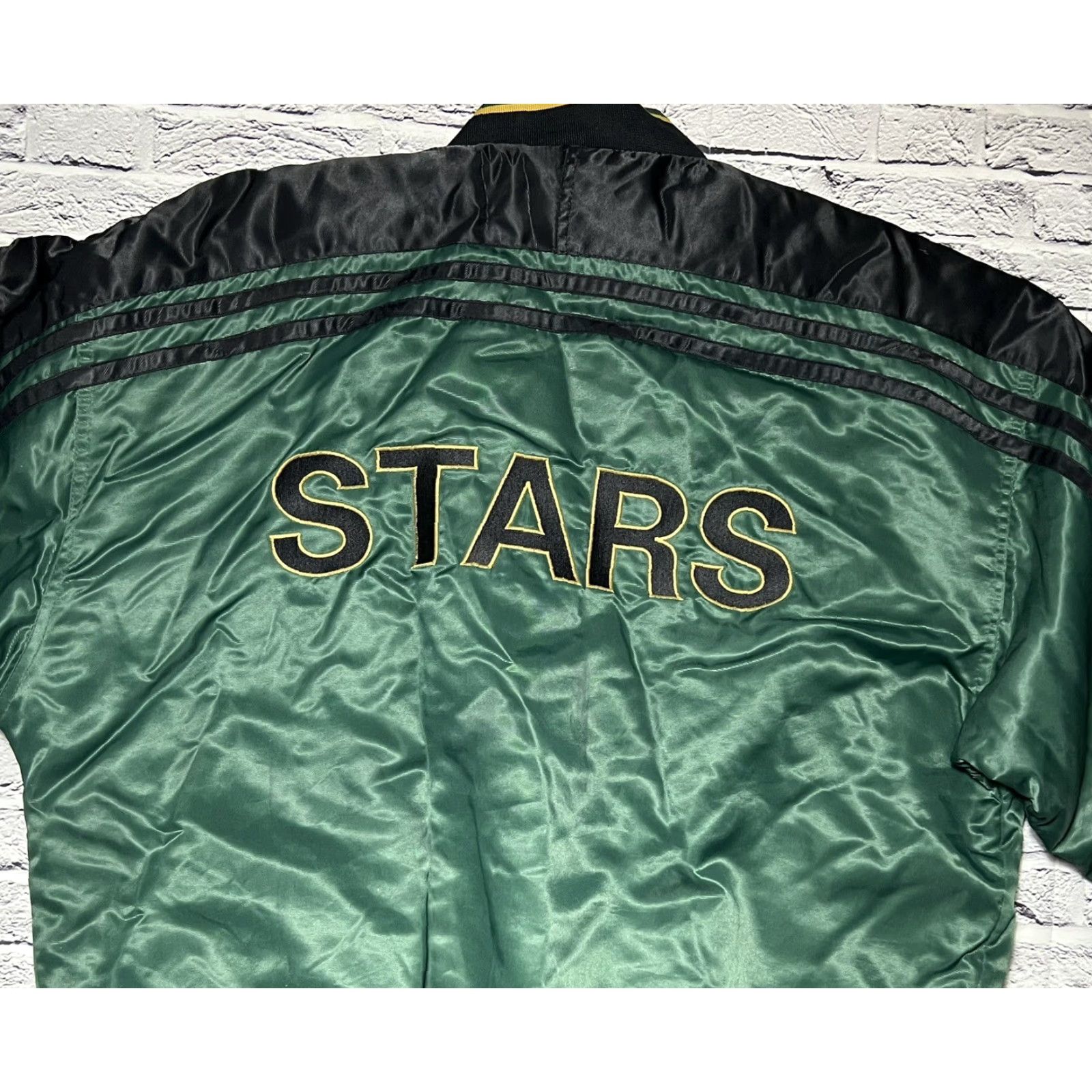Puma VINTAGE Puma Dallas Stars Satin Snap Down Jacket NHL Large Green Men Jacket Snap Size US L / EU 52-54 / 3 - 4 Thumbnail