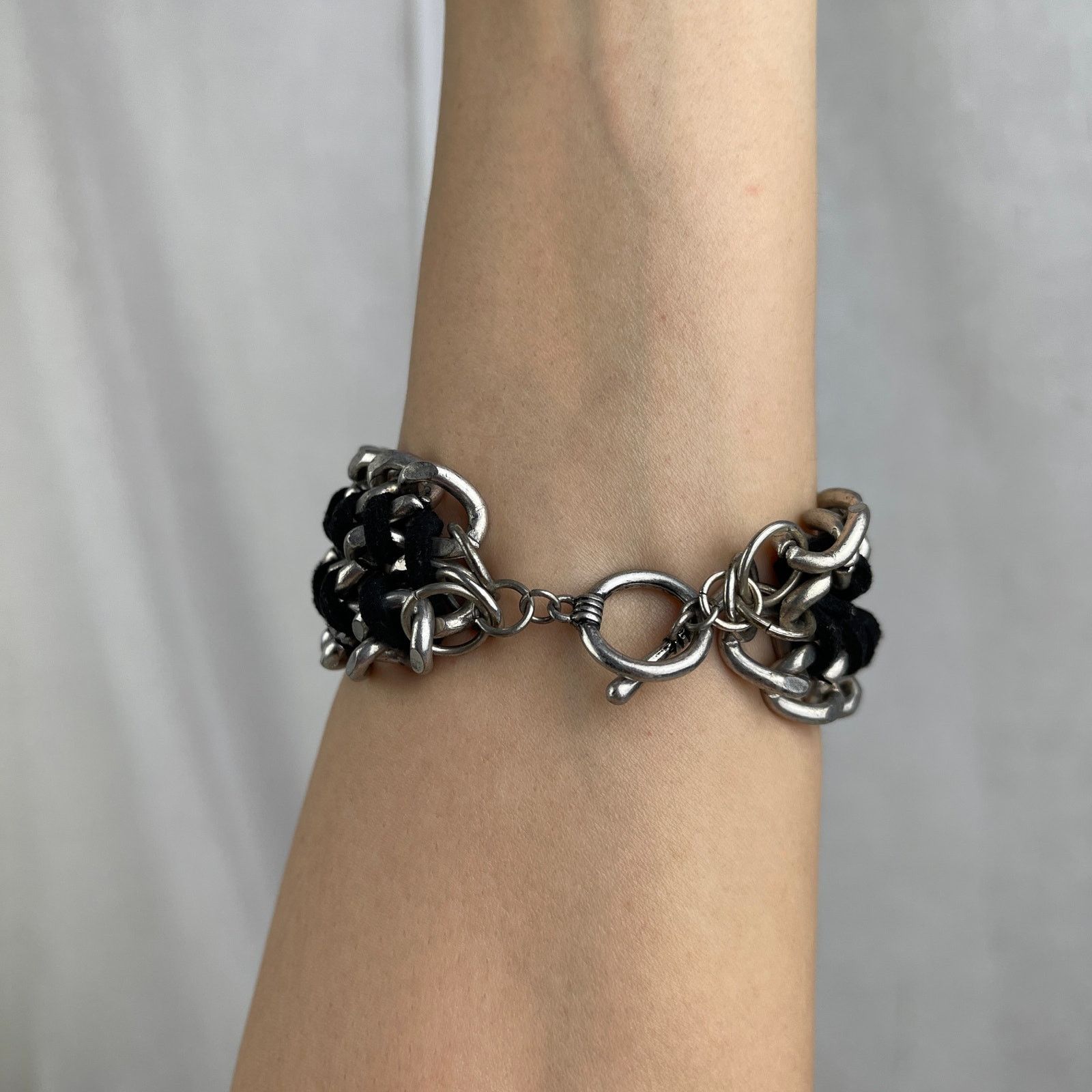 Other Silver Tone Chain Link Bracelet Black Braided Faux Leather Size ONE SIZE - 17 Thumbnail