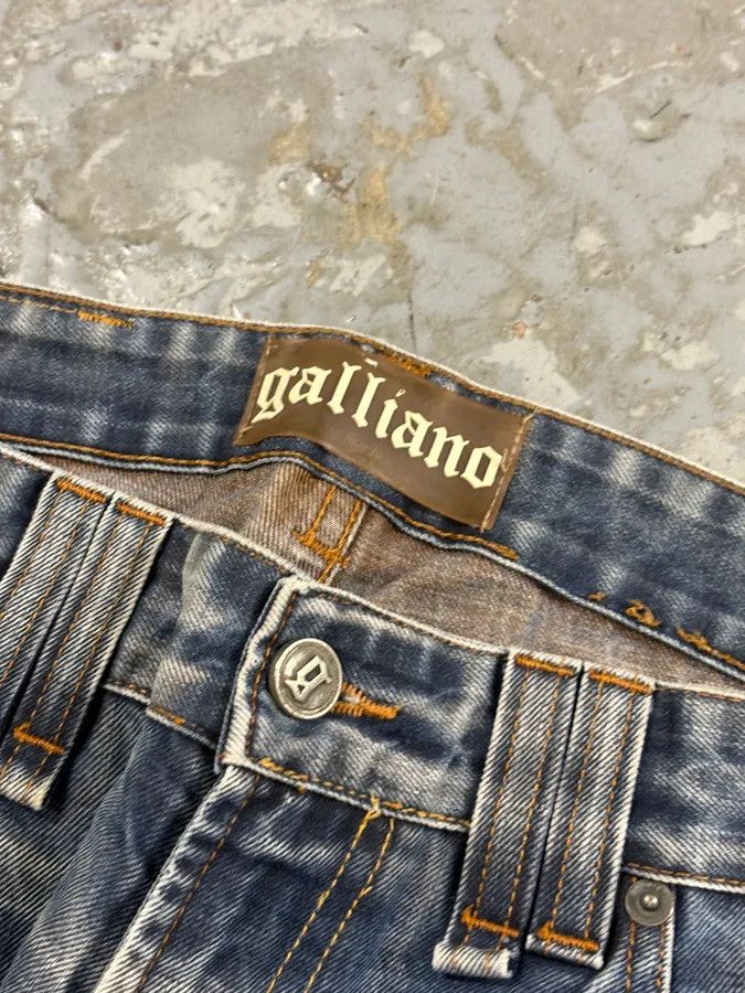 John Galliano AW2011 Galliano Blue Denim Distressed Jeans Size US 31 - 6 Thumbnail