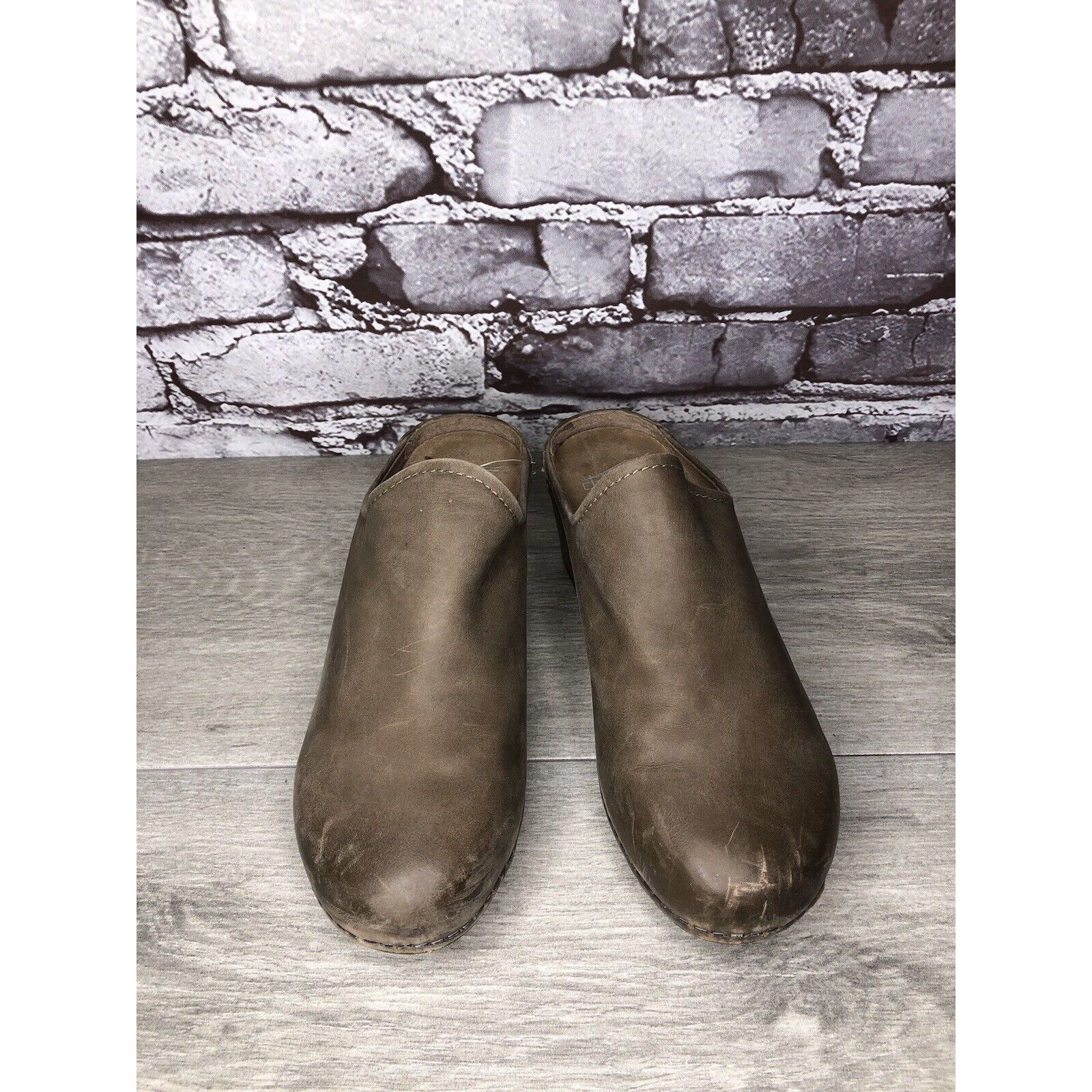 Other Dansko Brown Leather Round Toe Mule Pumps Heel Clogs Shoes Size US 6 / IT 36 - 11 Thumbnail