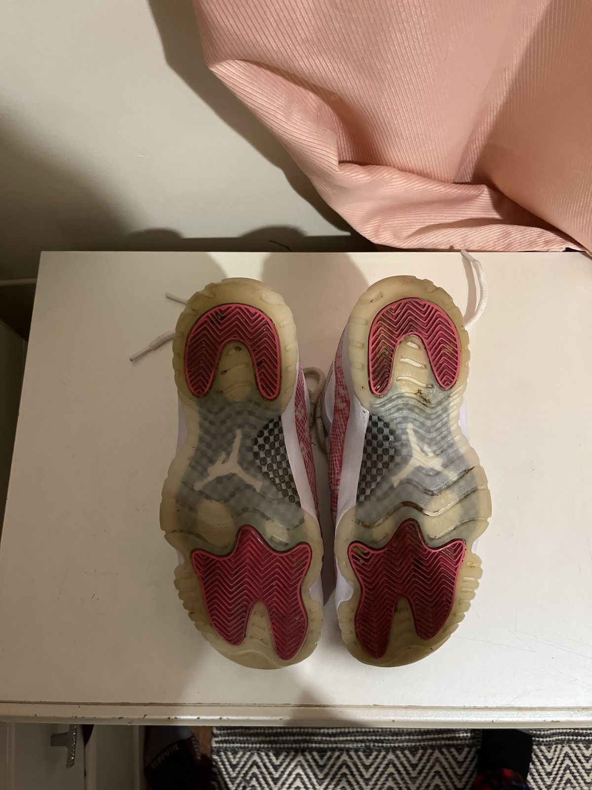 Jordan Brand Jordan11 RetroLow pink-snakeskin Size US 8.5 / IT 38.5 - 10 Thumbnail
