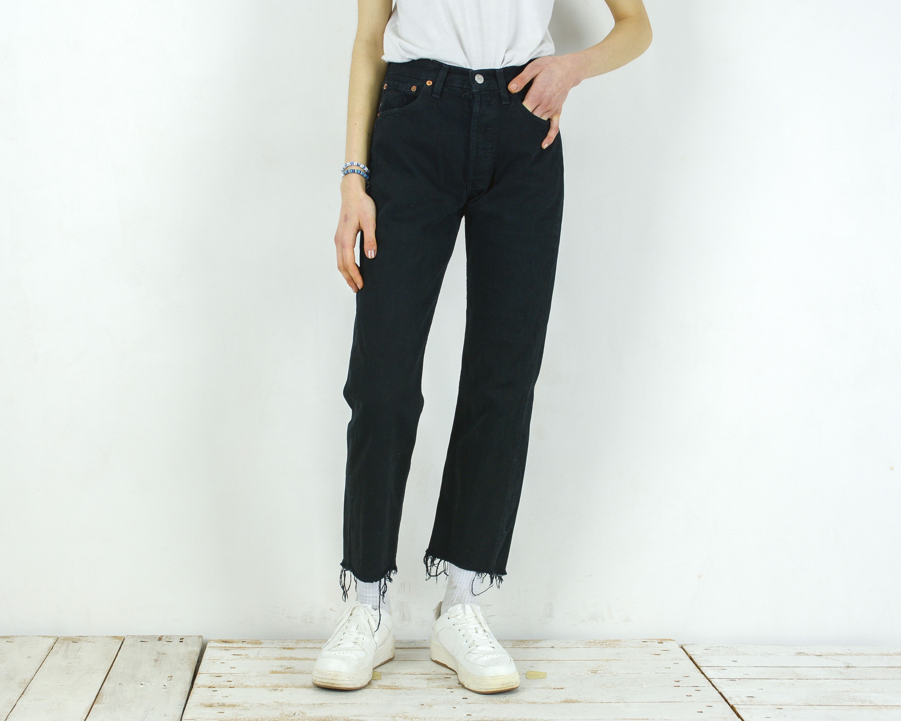 Levi's × Levi's Vintage Clothing × Vintage 501 Episode Remake Straight Jeans High Rise Denim Pants Size 26" / US 2 / IT 38 - 1 Thumbnail