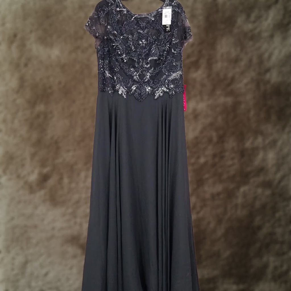 ivory lace maxi dress Ethereal [Ivory Lace] Style:Queen Vivian Great for any cup Ginny Navy Dress Medium SALE