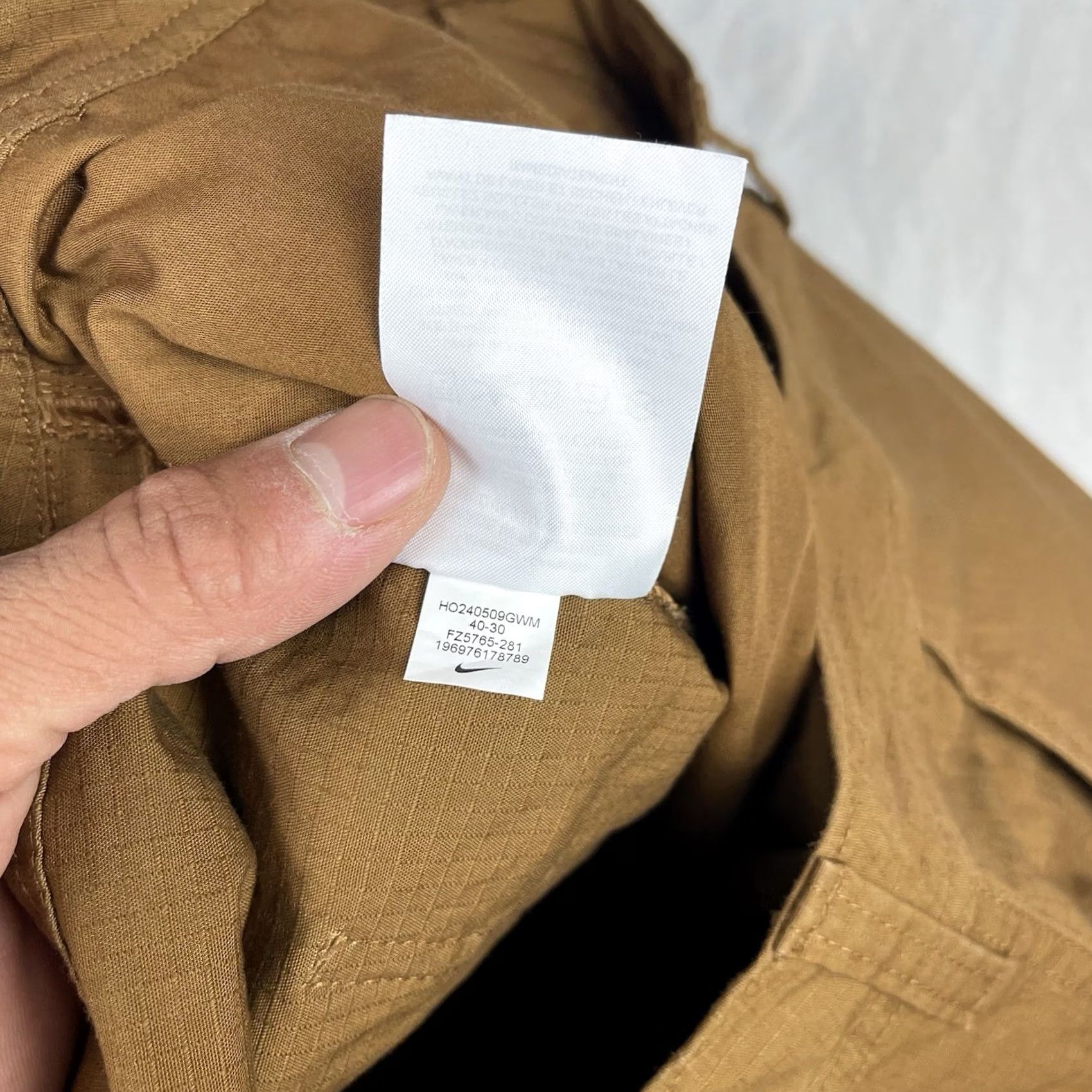 Nike Nike Cargo Pants Mens 40x30 Brown Woven Rip Stop Tactical Outdoor FZ5765-281 Pants Mens 40x30 Brown Nike Cargo Rip Stop Casual Outfitting Size US 40 / EU 56 - 7 Thumbnail