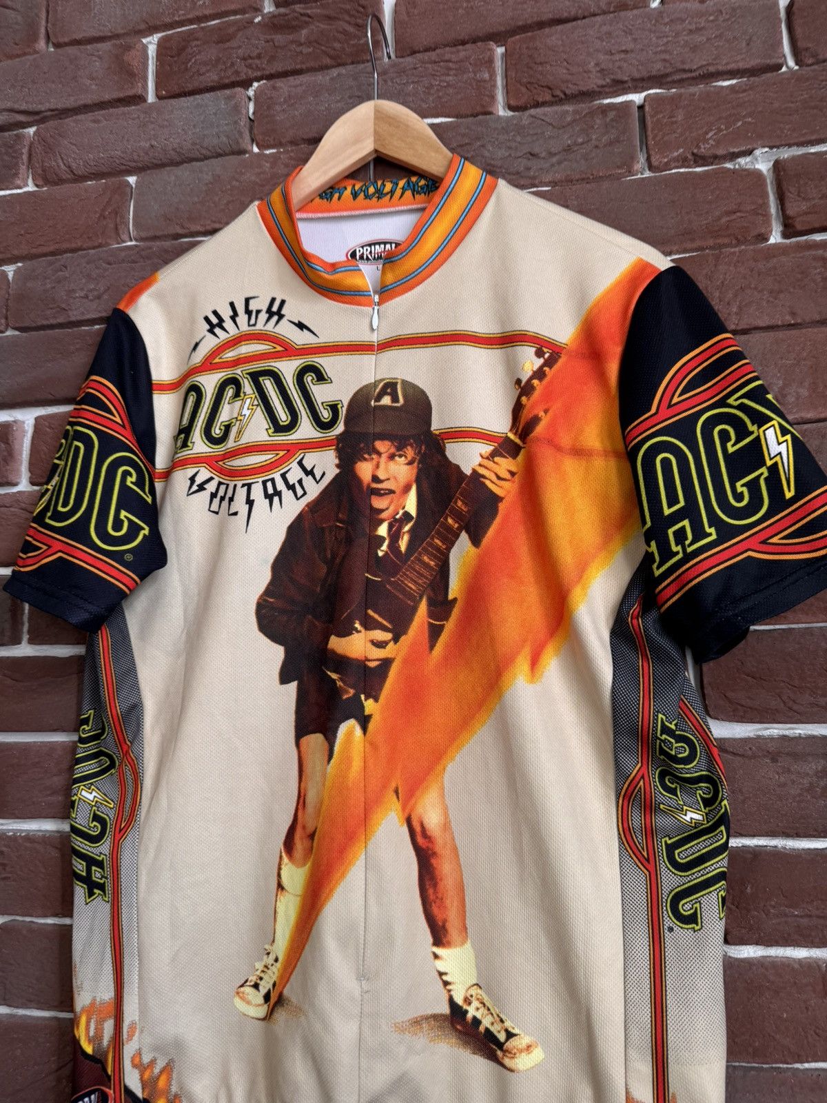 AC/DC Rare 00s Ac Dc High Voltage 2004 L Cycling Jersey Vintage Size US L / EU 52-54 / 3 - 2 Thumbnail