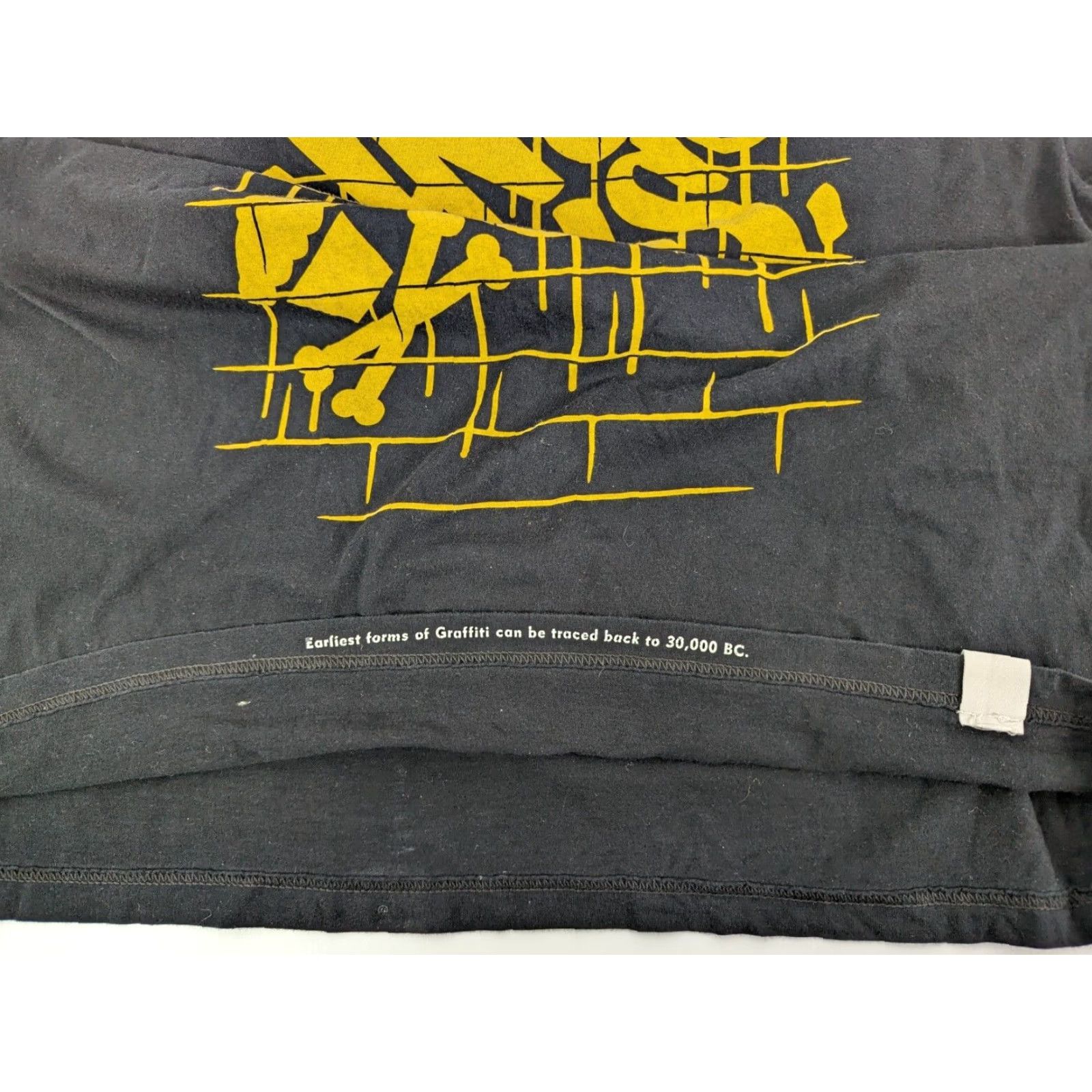 Johnny Cupcakes Johnny Cupcakes Tee Black Mens Large L Graffiti Shirt Basic Tee Limited Size Large (Defect) Size US L / EU 52-54 / 3 - 6 Thumbnail