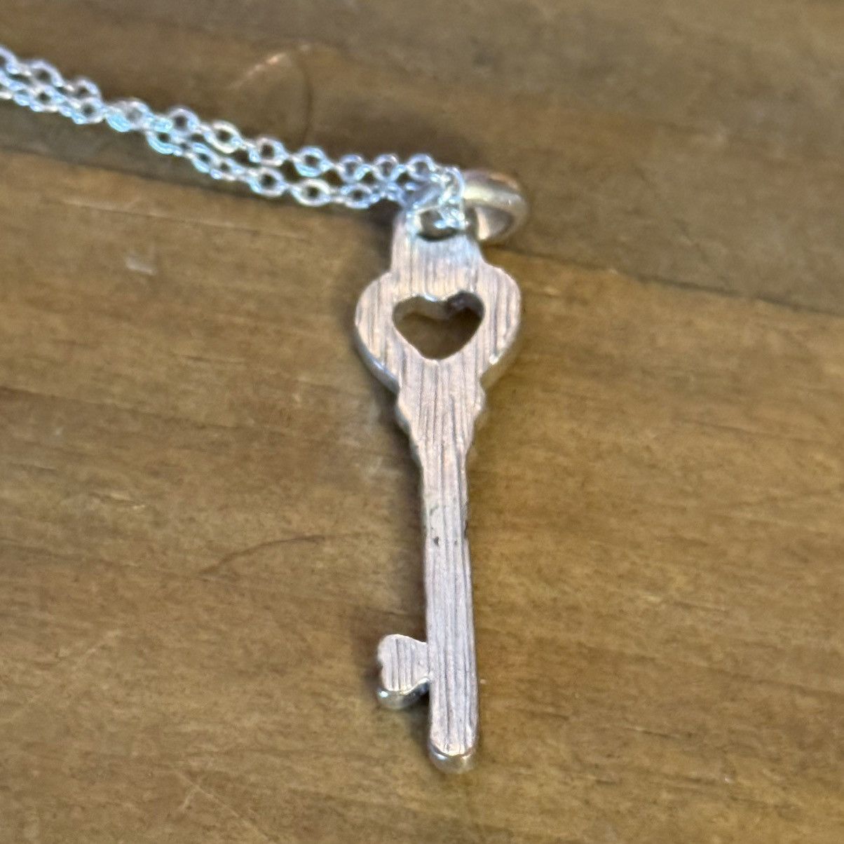 Other Silver tone rhinestone skeleton key pendant necklace Size ONE SIZE - 5 Thumbnail