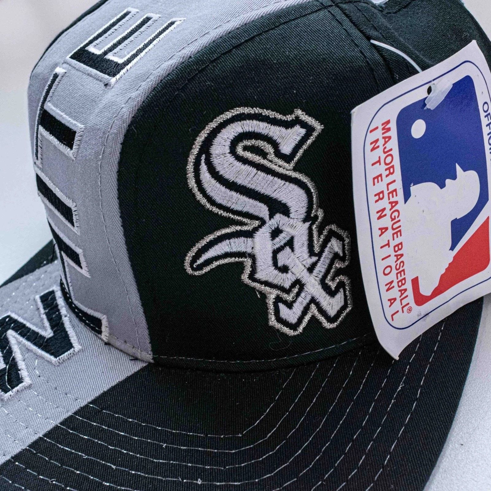 Starter Chicago White Sox Starter Swirl Snapback Hat VTG 90s MLB NWT Size ONE SIZE - 6 Thumbnail