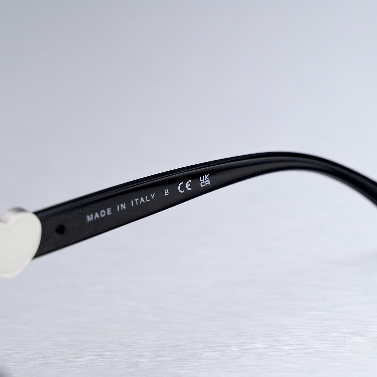 Chanel CHANEL 0CH5520 C501S4 SUNGLASSES Size ONE SIZE - 5 Thumbnail