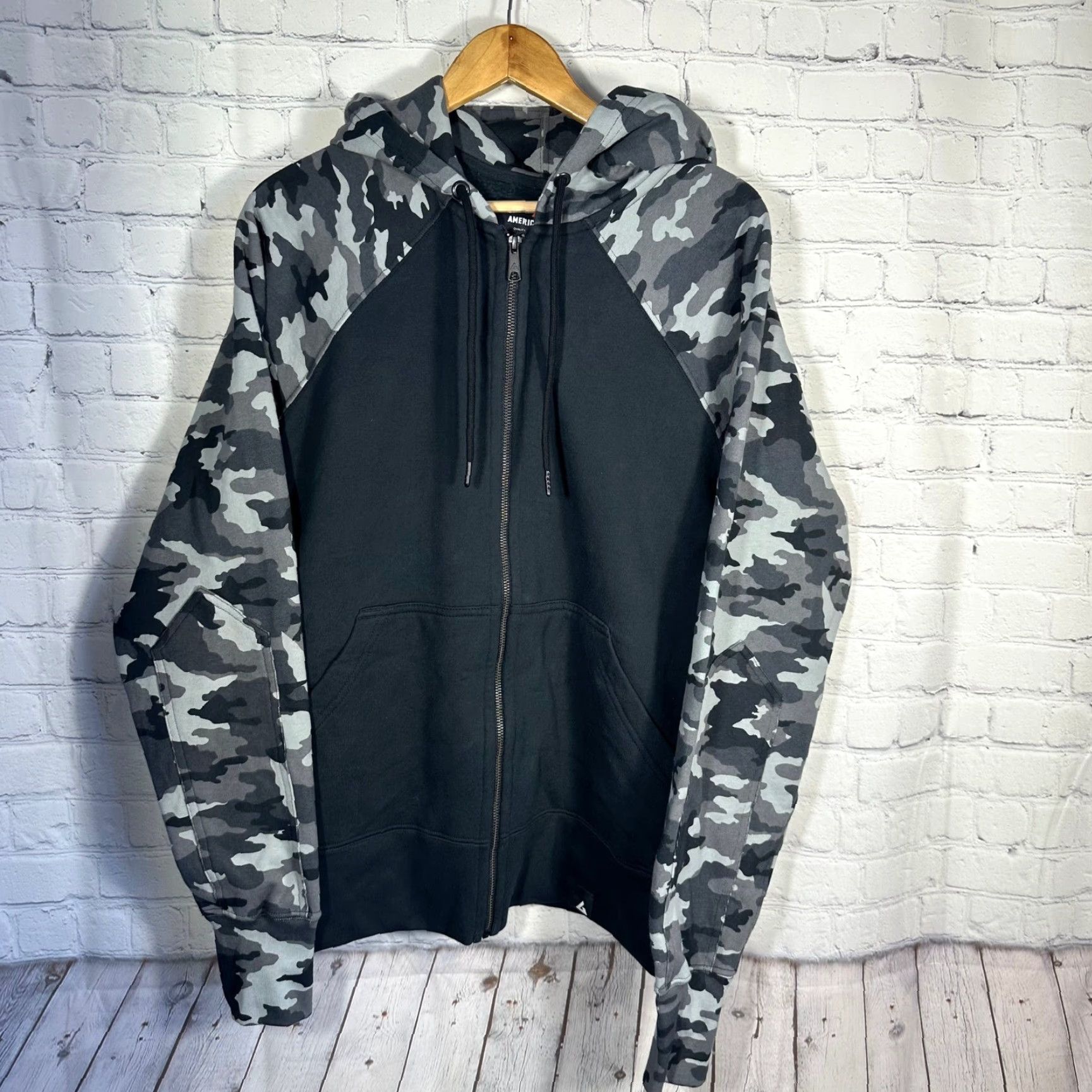 Vintage VINTAGE American Giant Mens Camouflage Raglan Full Zip Hoodie Black Grey Made in USA L Size US L / EU 52-54 / 3 - 2 Thumbnail