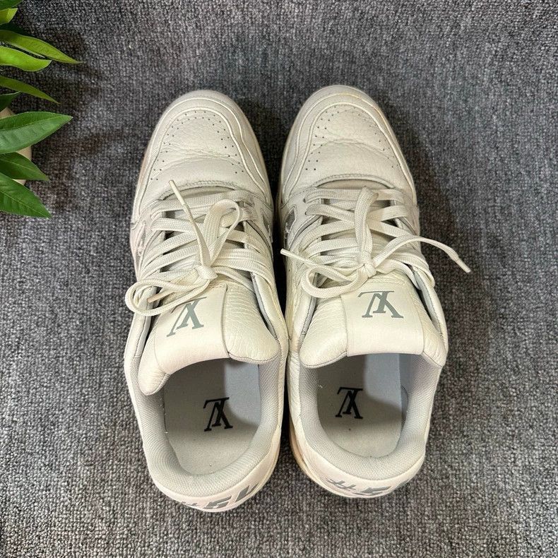 Louis Vuitton Louis Vuitton LV Trainer Fashion Sneakers in White-2506 Size US 9.5 / EU 42-43 - 4 Thumbnail