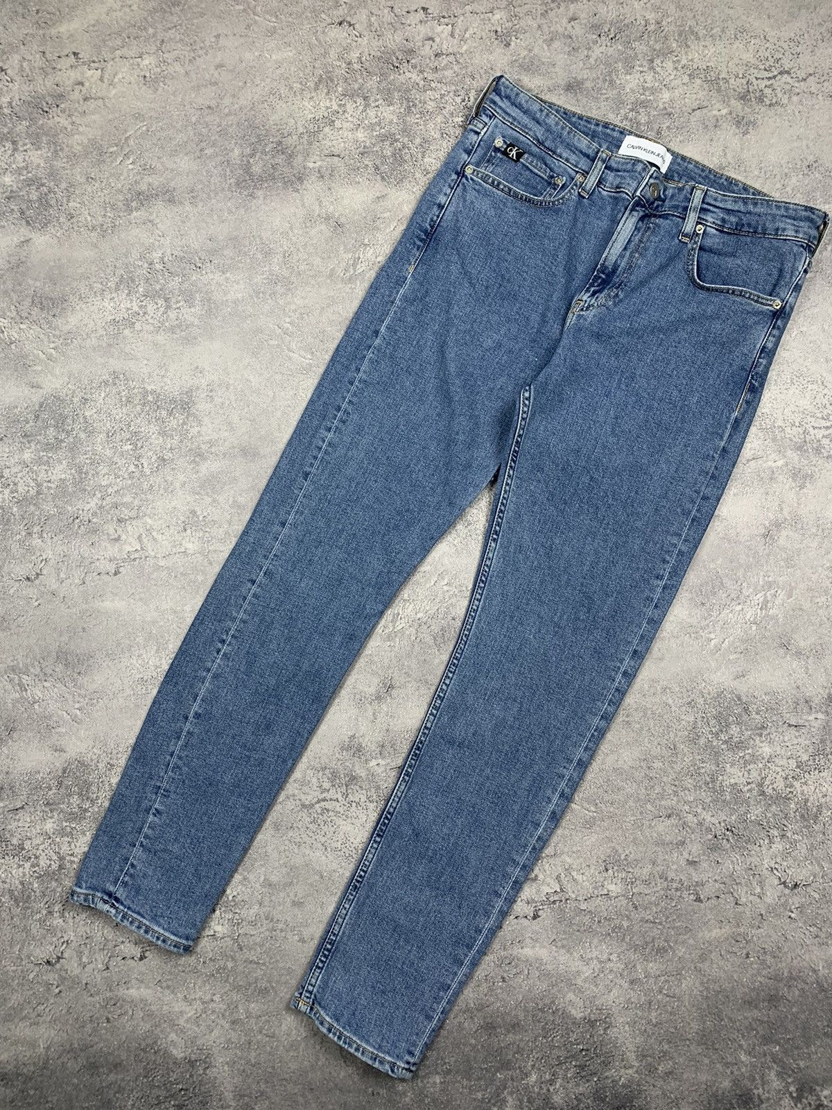 Calvin Klein Calvin Klein Washed Blue Jeans Slim Taper Fit Size W32L30 Size US 32 / EU 48 - 5 Thumbnail