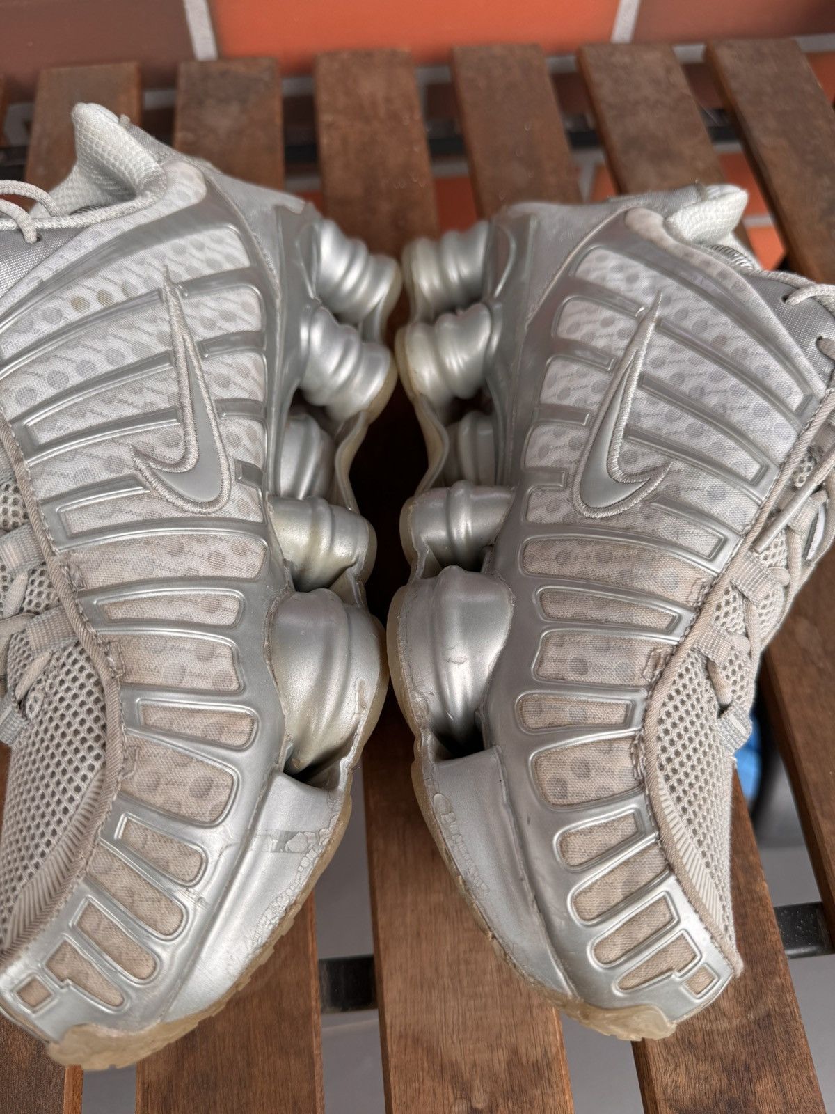Nike × Vintage 00s Nike Shox “Pure Platinum Metallic Chrome” Sneakers Size US 9.5 / EU 42-43 - 5 Thumbnail