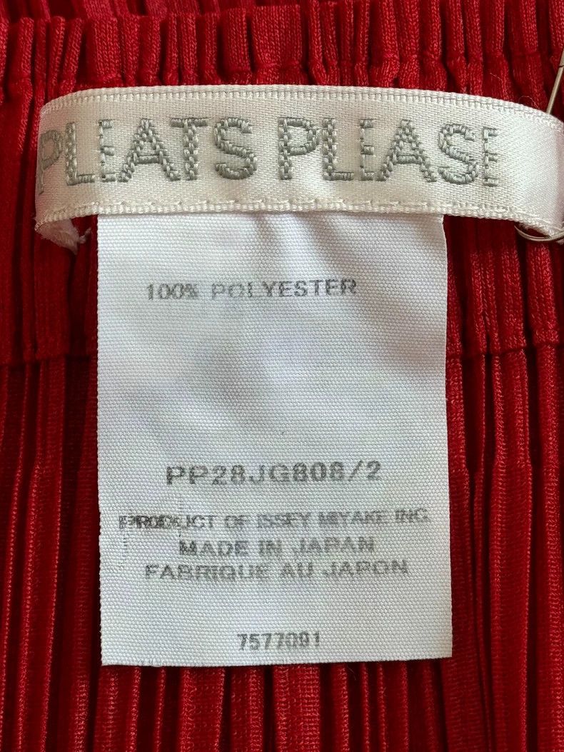 Issey Miyake Issey Miyake size:2 Red pleated skirt Size 23" - 3 Thumbnail