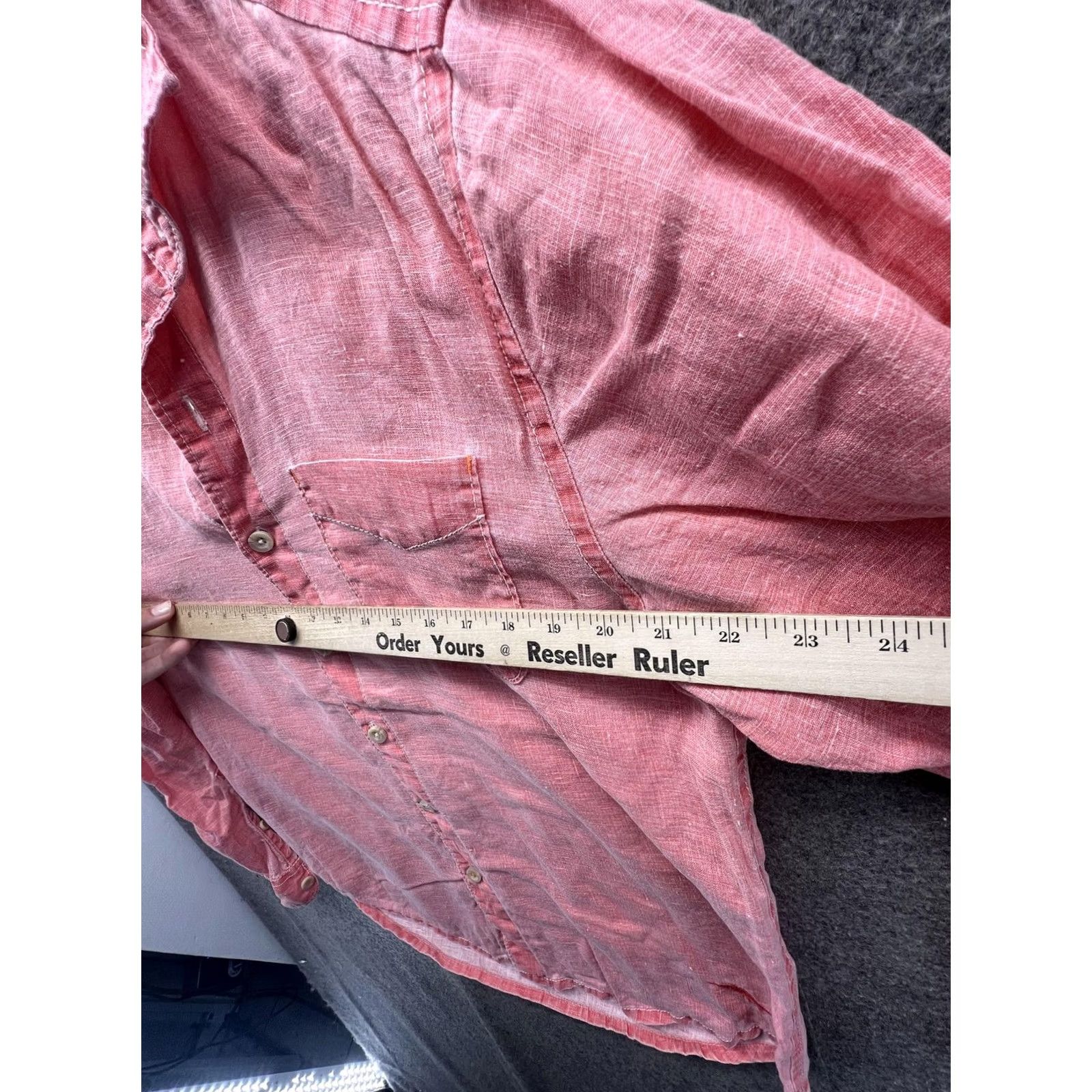 Tommy Bahama Tommy Bahama Shirt Mens Small Pink Solid Long Sleeve Button Front Linen Woven Size US S / EU 44-46 / 1 - 6 Thumbnail