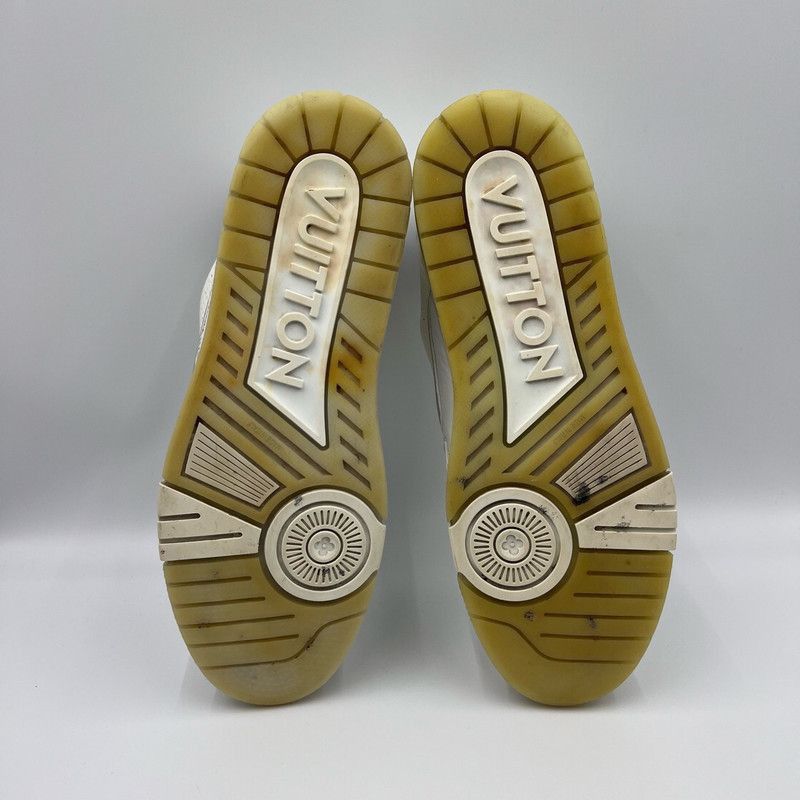 Louis Vuitton Louis Vuitton Trainer White Low-Top Fashion Sneakers -2508 Size US 9.5 / EU 42-43 - 4 Thumbnail