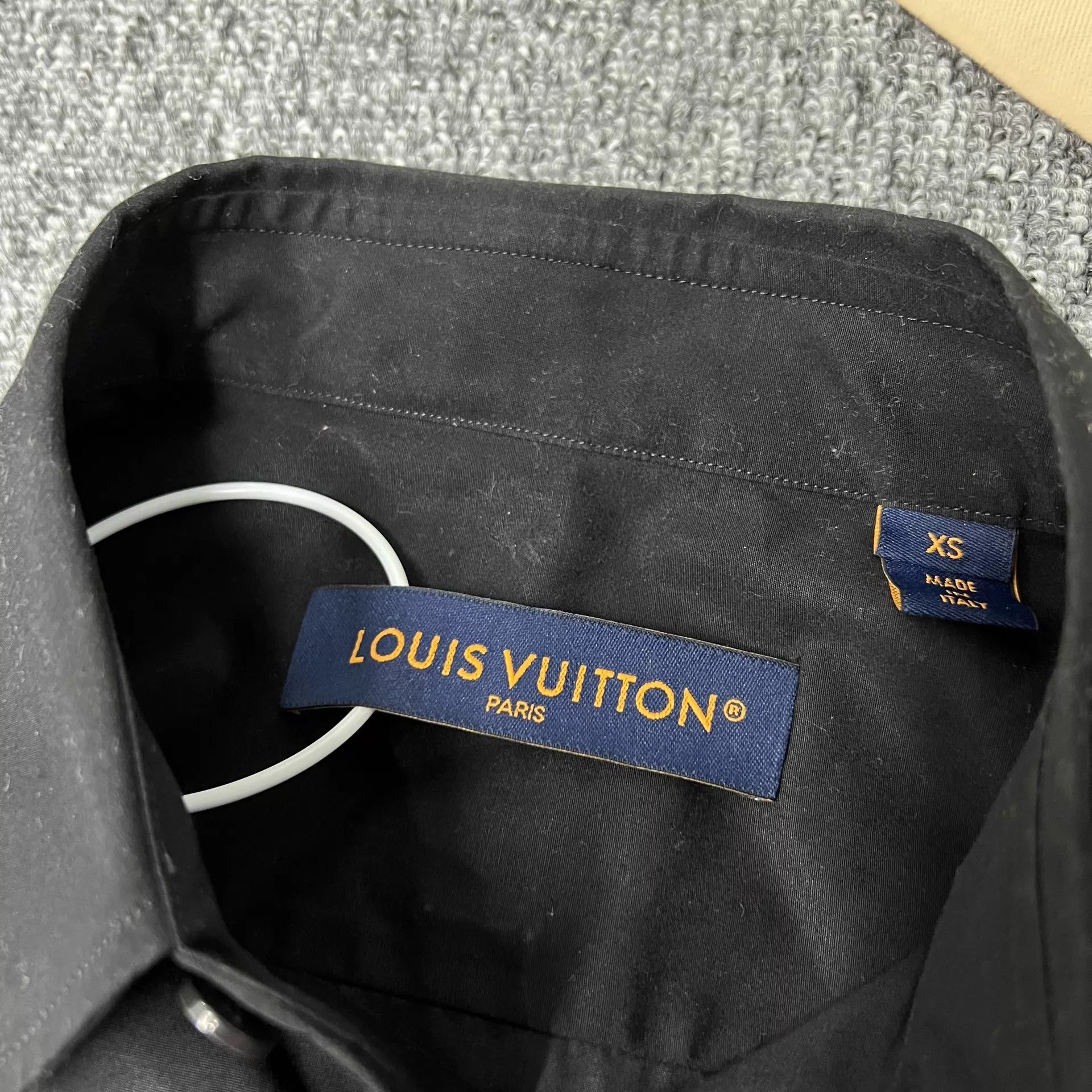 Louis Vuitton Louis Vuitton Black Shirt XS 99 New w/Dust Bag & Hanger Size US XS / EU 42 / 0 - 5 Thumbnail