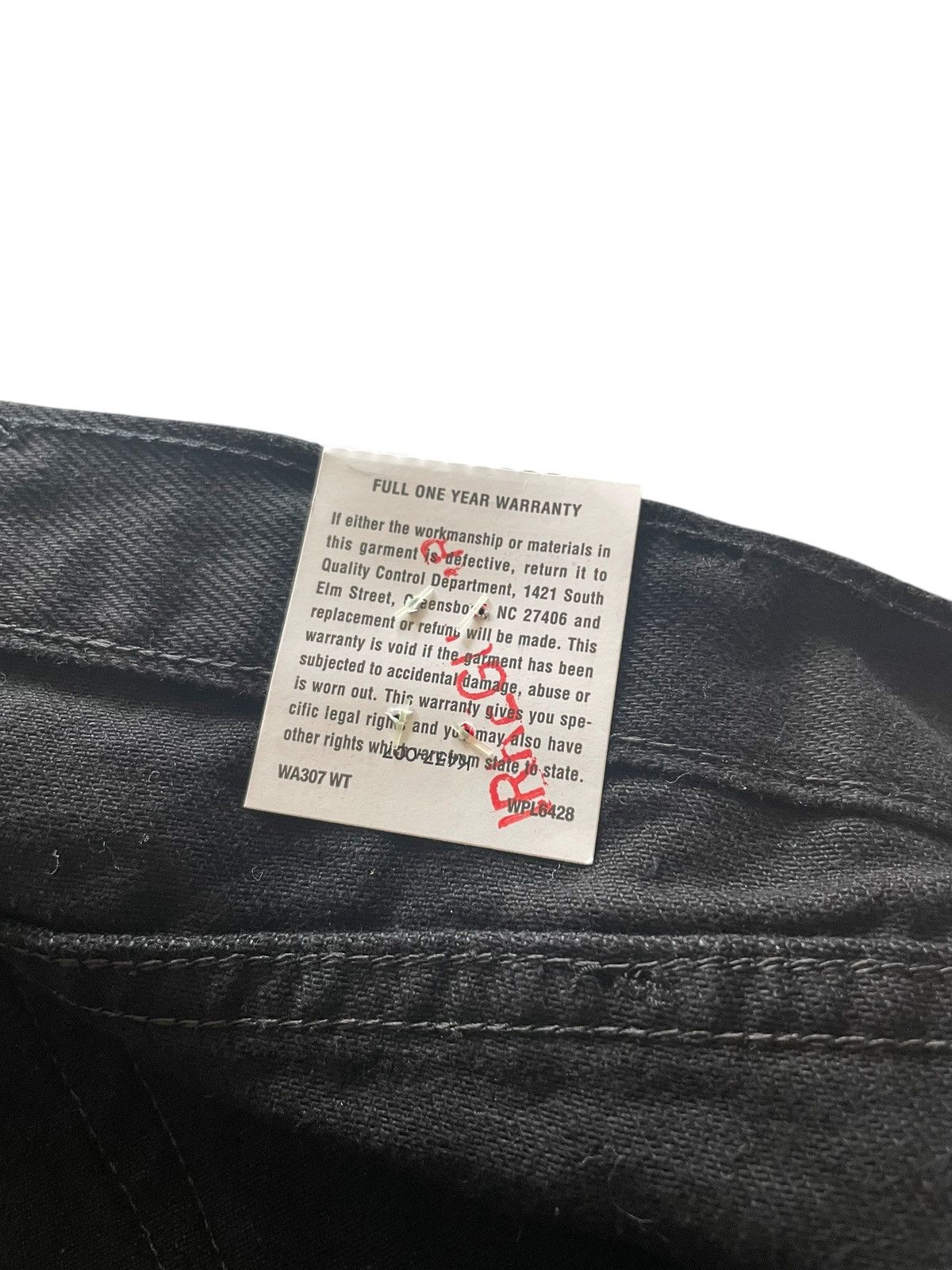Wrangler Vintage Y2K Wrangler black denim jorts shorts 38 irregular Size US 38 / EU 54 - 4 Thumbnail
