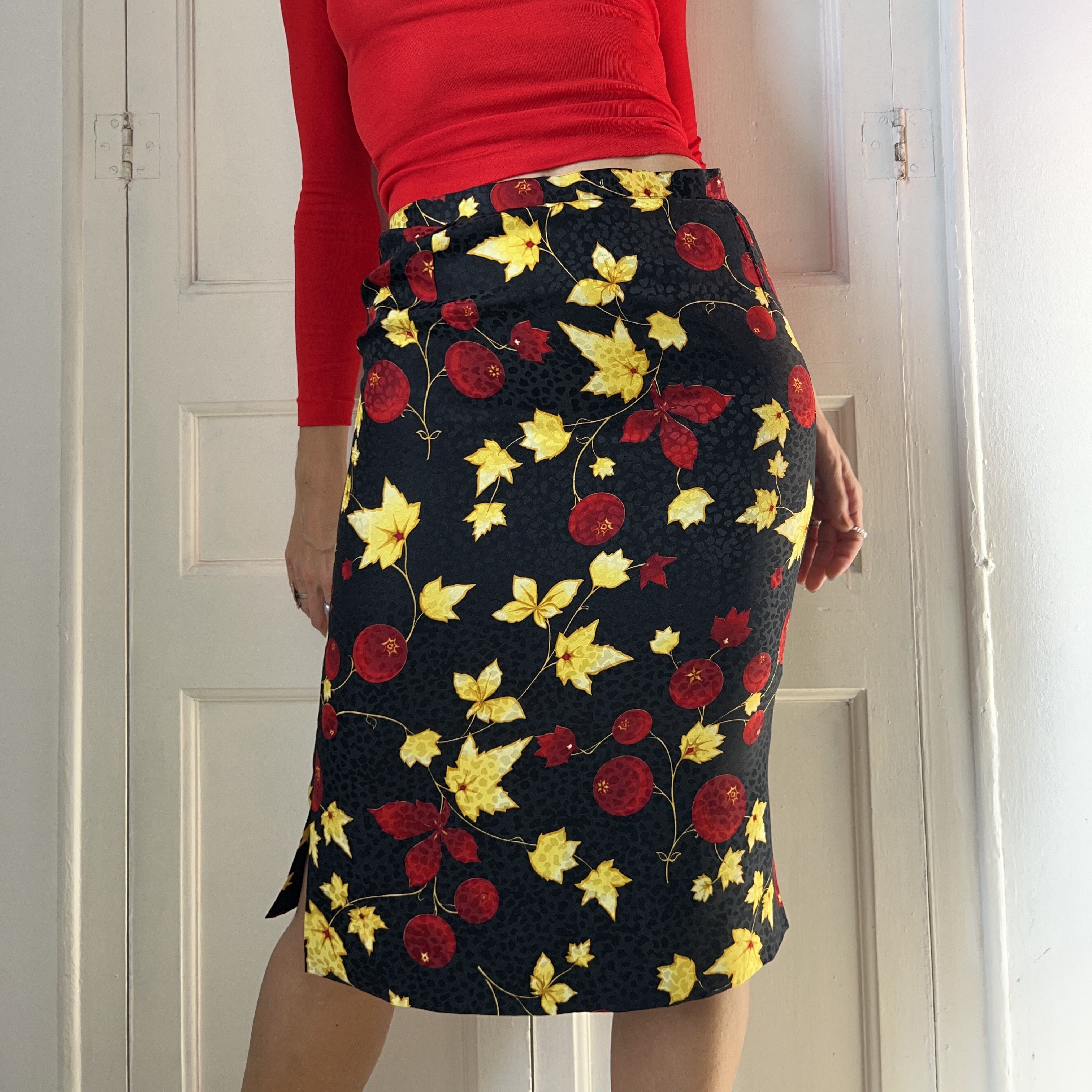 Vintage Vintage 90s Leafy Midi Skirt Size 27" / US 4 / IT 40 - 6 Thumbnail