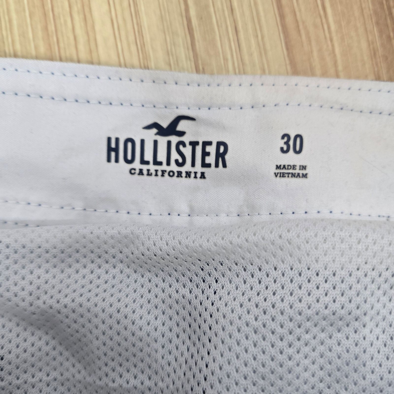 Hollister Hollister Blue Red White Stripe Swim Shorts Trunks Size 30 Size US 30 / EU 46 - 4 Thumbnail