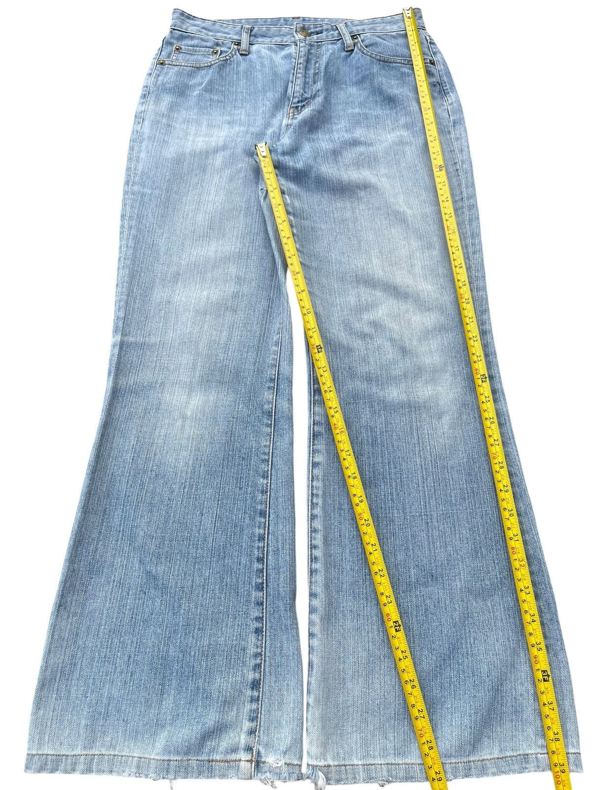 Japanese Brand × Jun Takahashi × Uniqlo Vintage Japanese Brand Light Blue Washed Super Flare Jeans Size US 29 - 9 Thumbnail